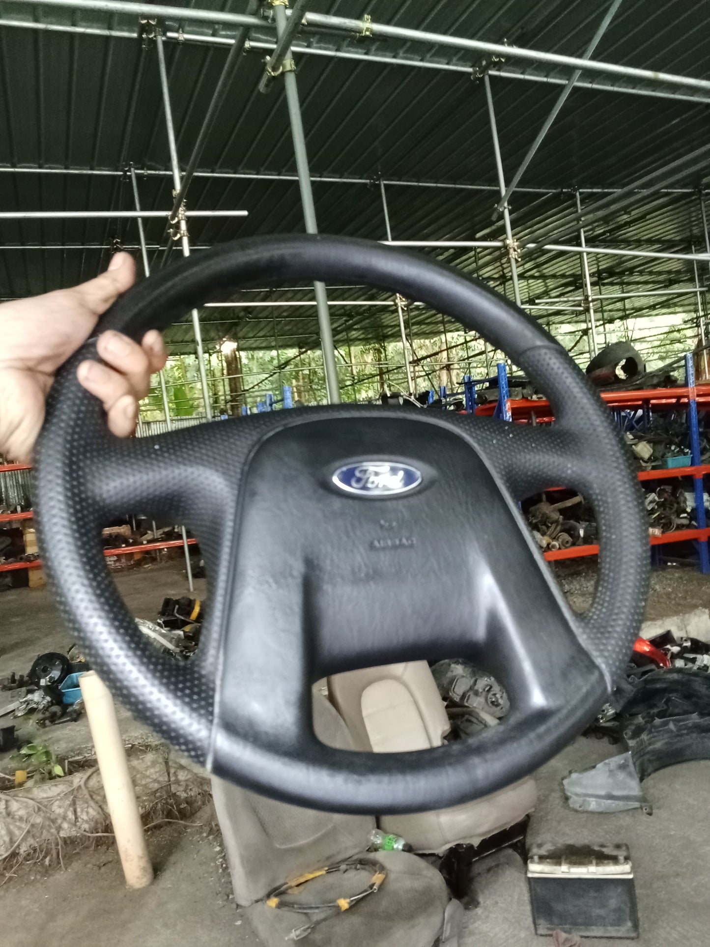 Ford Escape 2.0 U204DGR29ADU UBBR25NE5DZ Steering Wheel Only GENUINE ORIGINAL SURPLUS