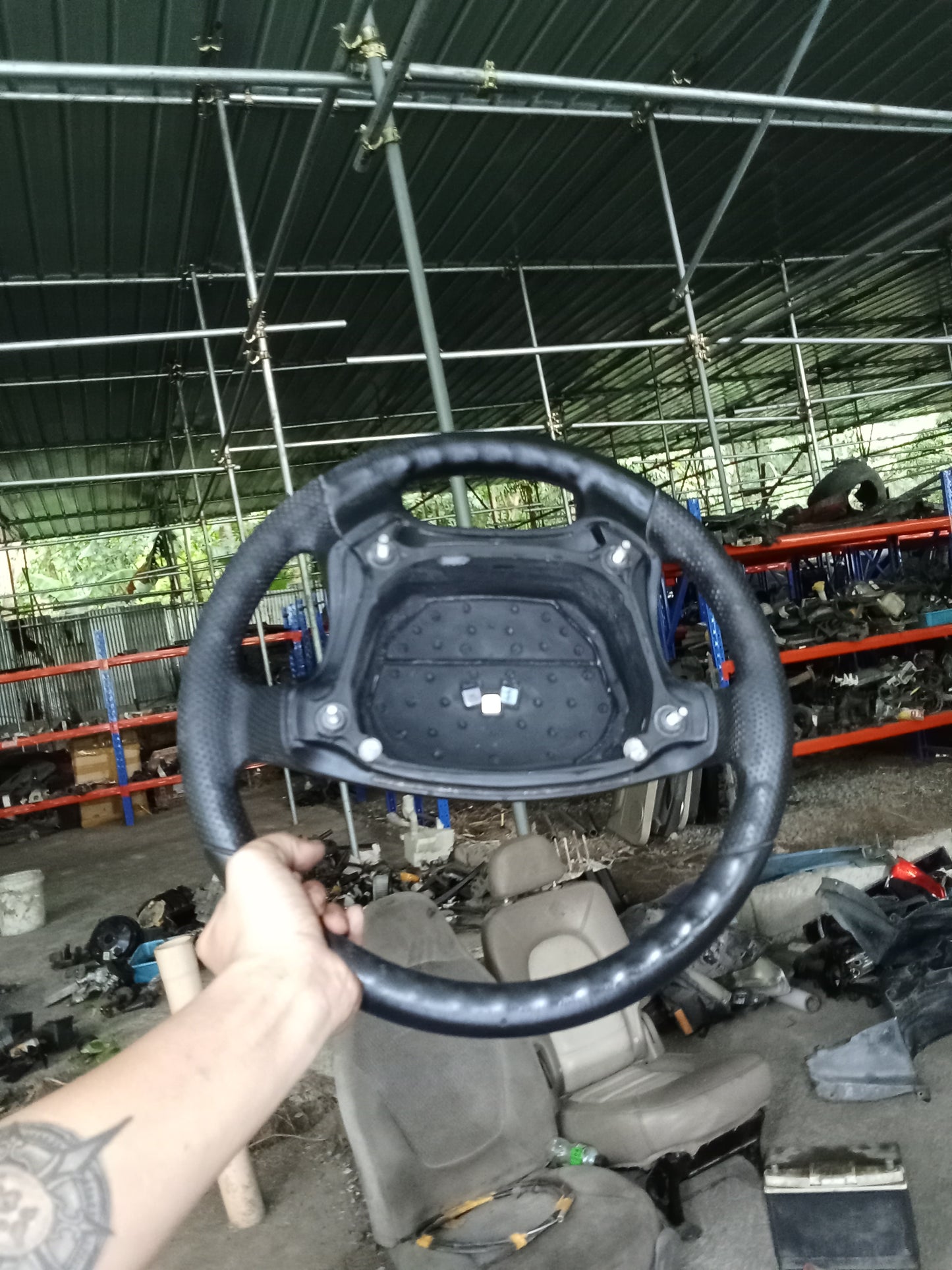 Ford Escape 2.0 U204DGR29ADU UBBR25NE5DZ Steering Wheel Only GENUINE ORIGINAL SURPLUS