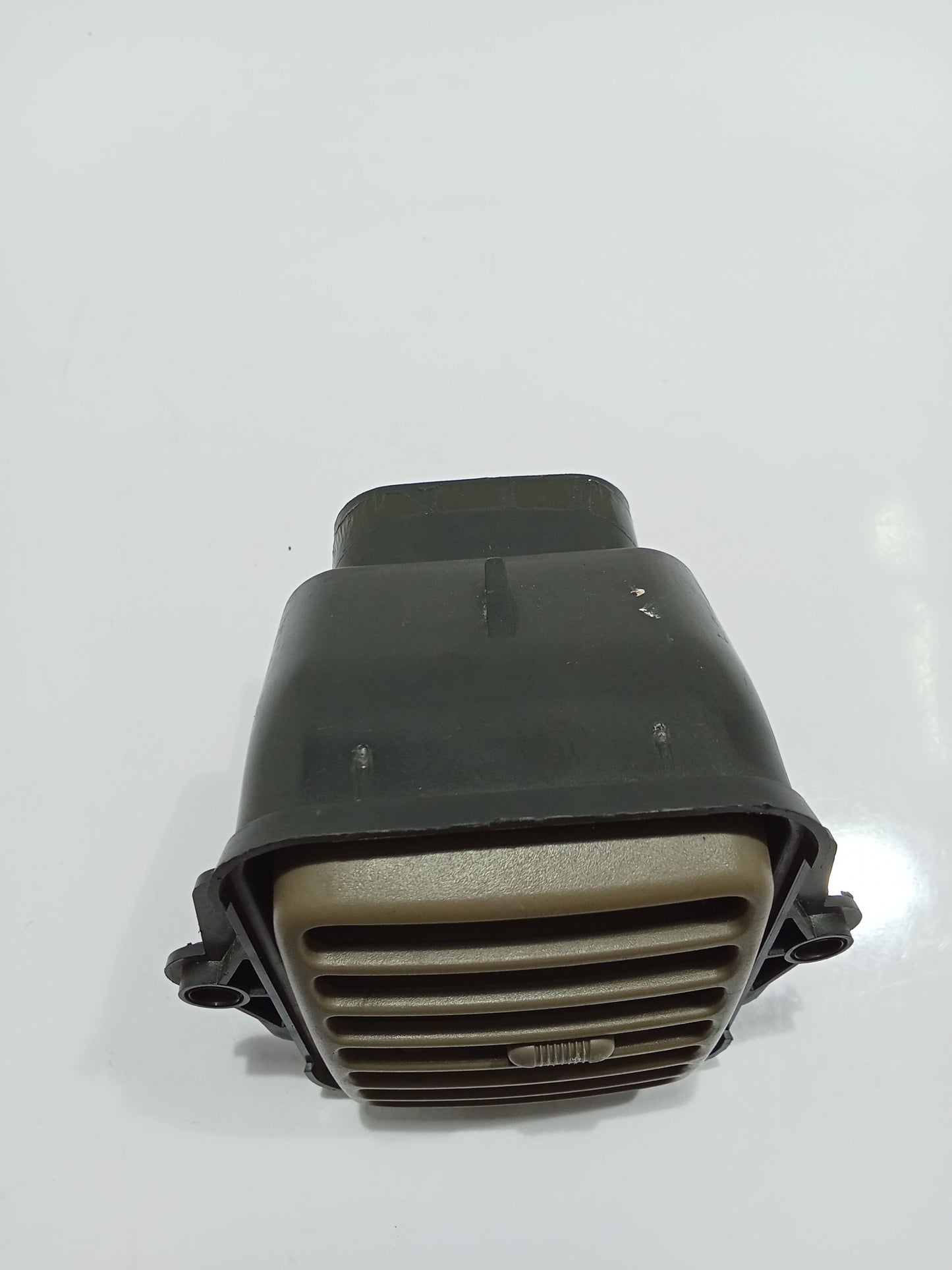 Ford Escape 2.0 Aircon Louver GENUINE ORIGINAL SURPLUS