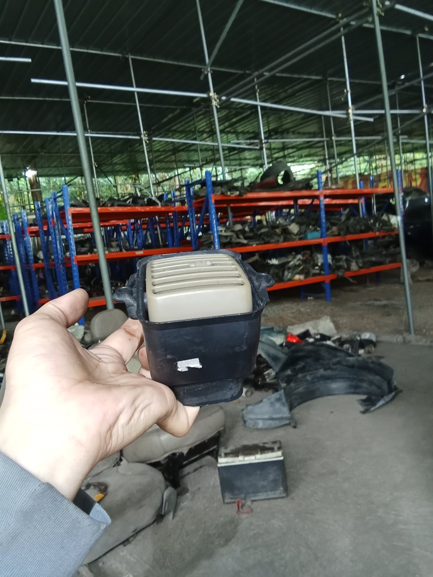 Ford Escape 2.0 Aircon Louver GENUINE ORIGINAL SURPLUS