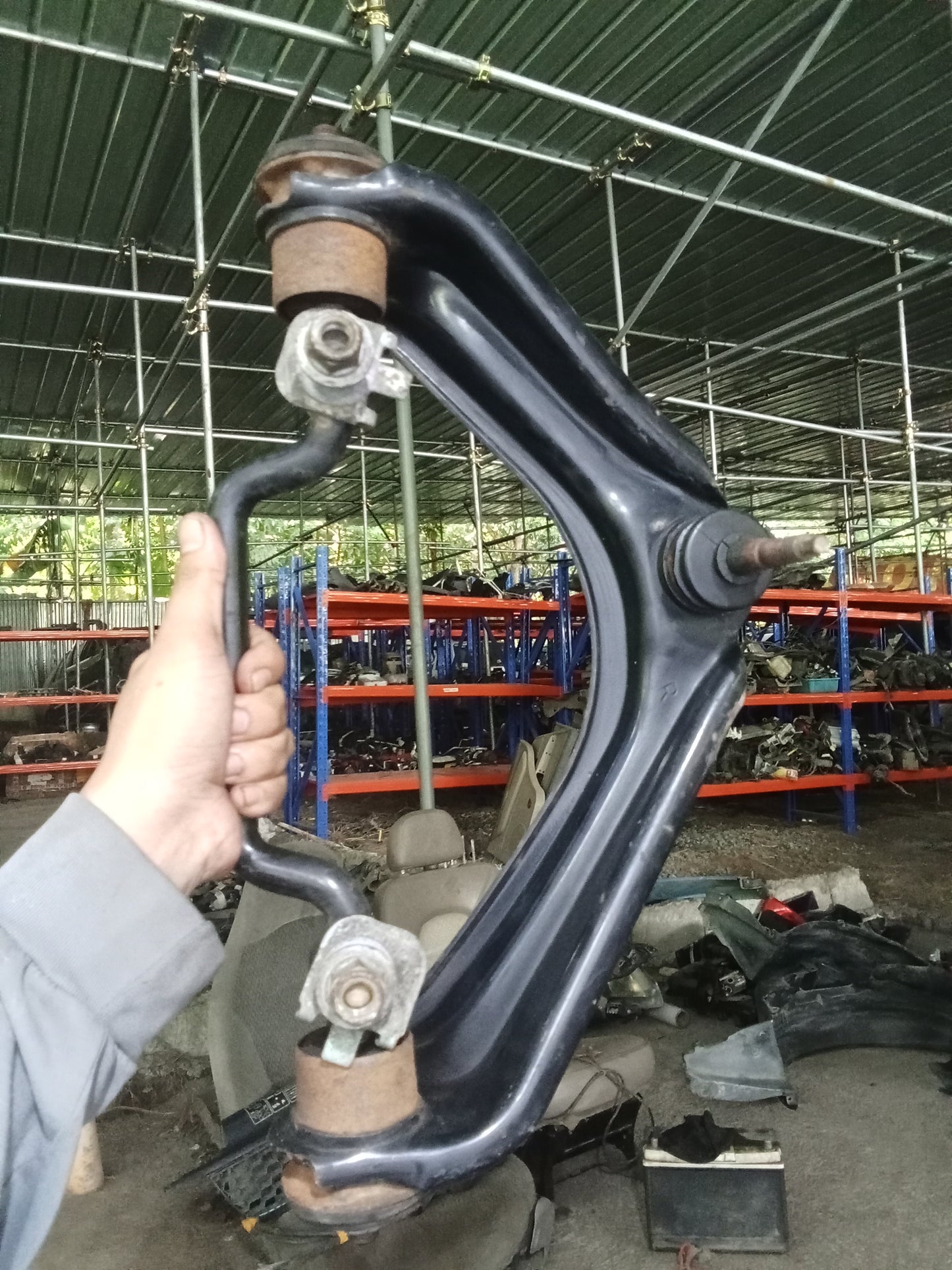 Ford Explorer 2005 Eddie Bauer Front Passenger Side Lower Arm GENUINE ORIGINAL SURPLUS