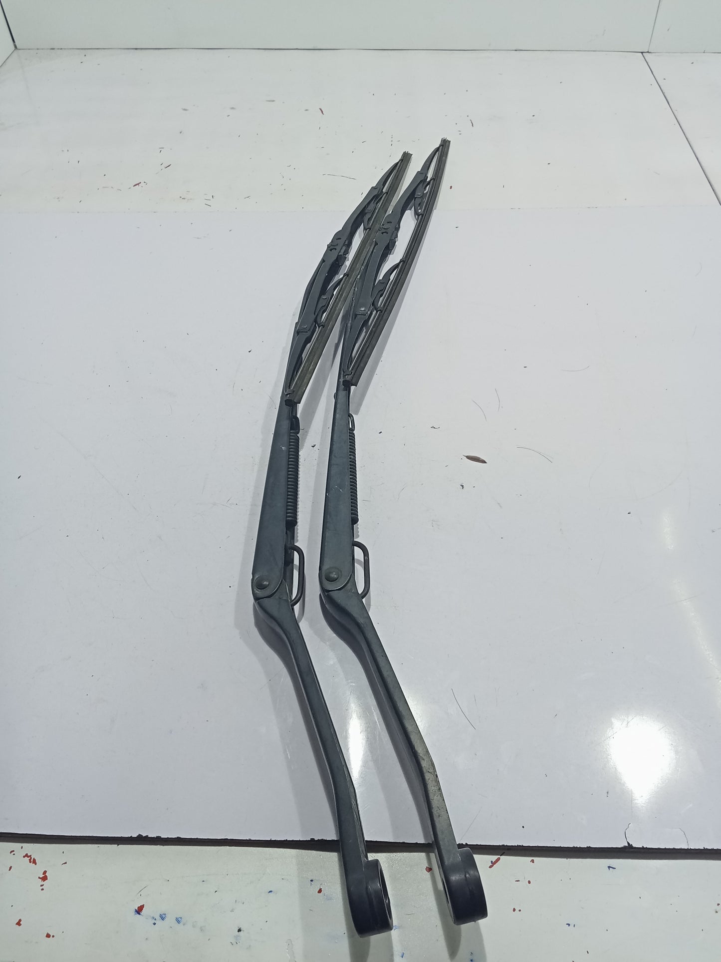 Ford Escape 2.0 Wiper Arm Left & Right GENUINE ORIGINAL SURPLUS