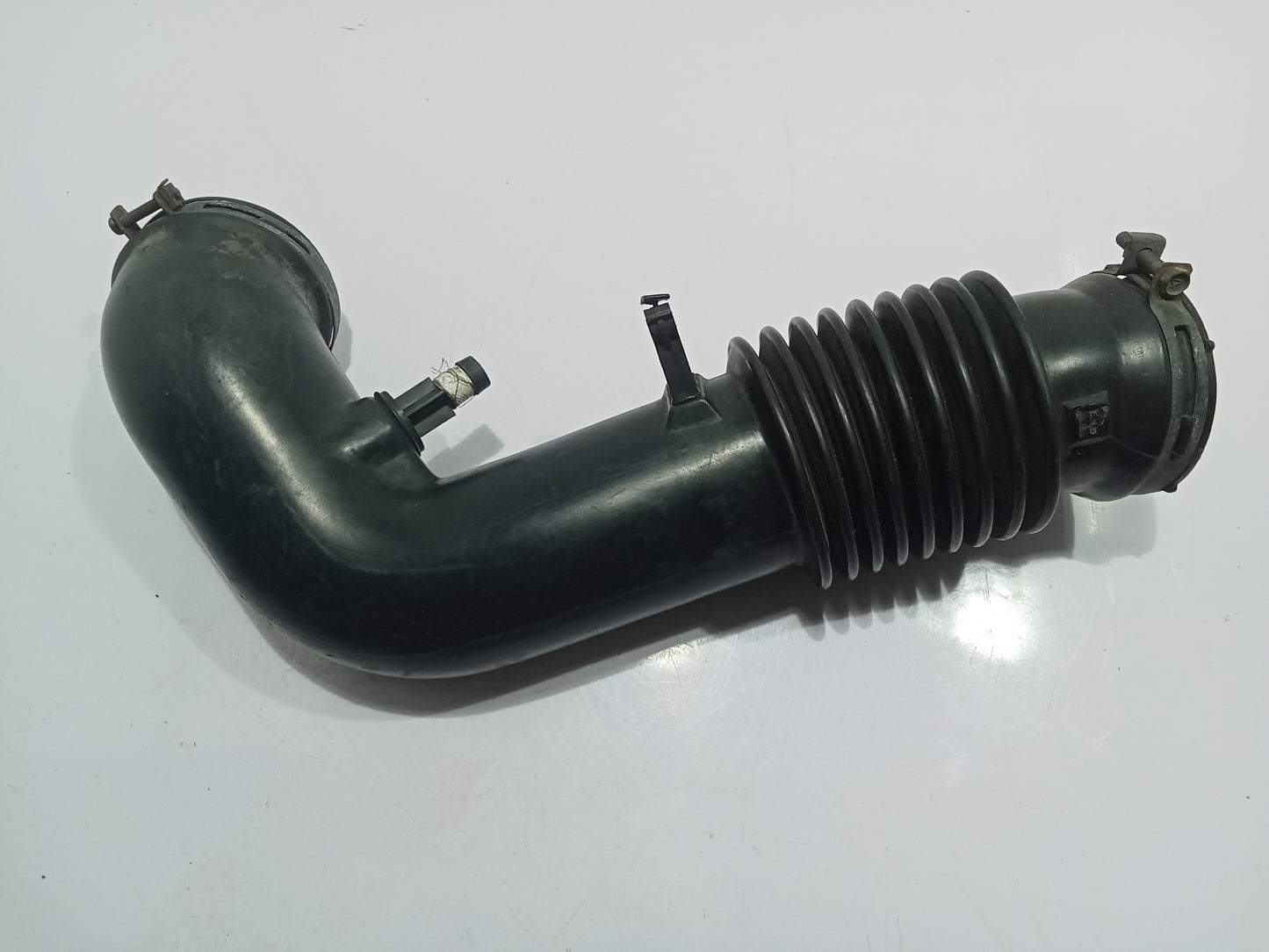 Ford Escape 2.0 Air Intake Hose GENUINE ORIGINAL SURPLUS