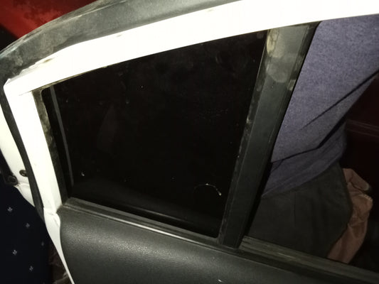 Accent Diesel 2010 Quarter Glass Rear Driver Side