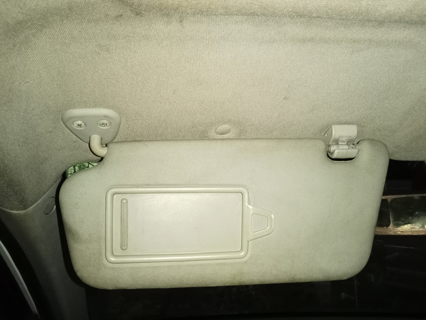 Accent Diesel 2010 Sun Visor Driver Side