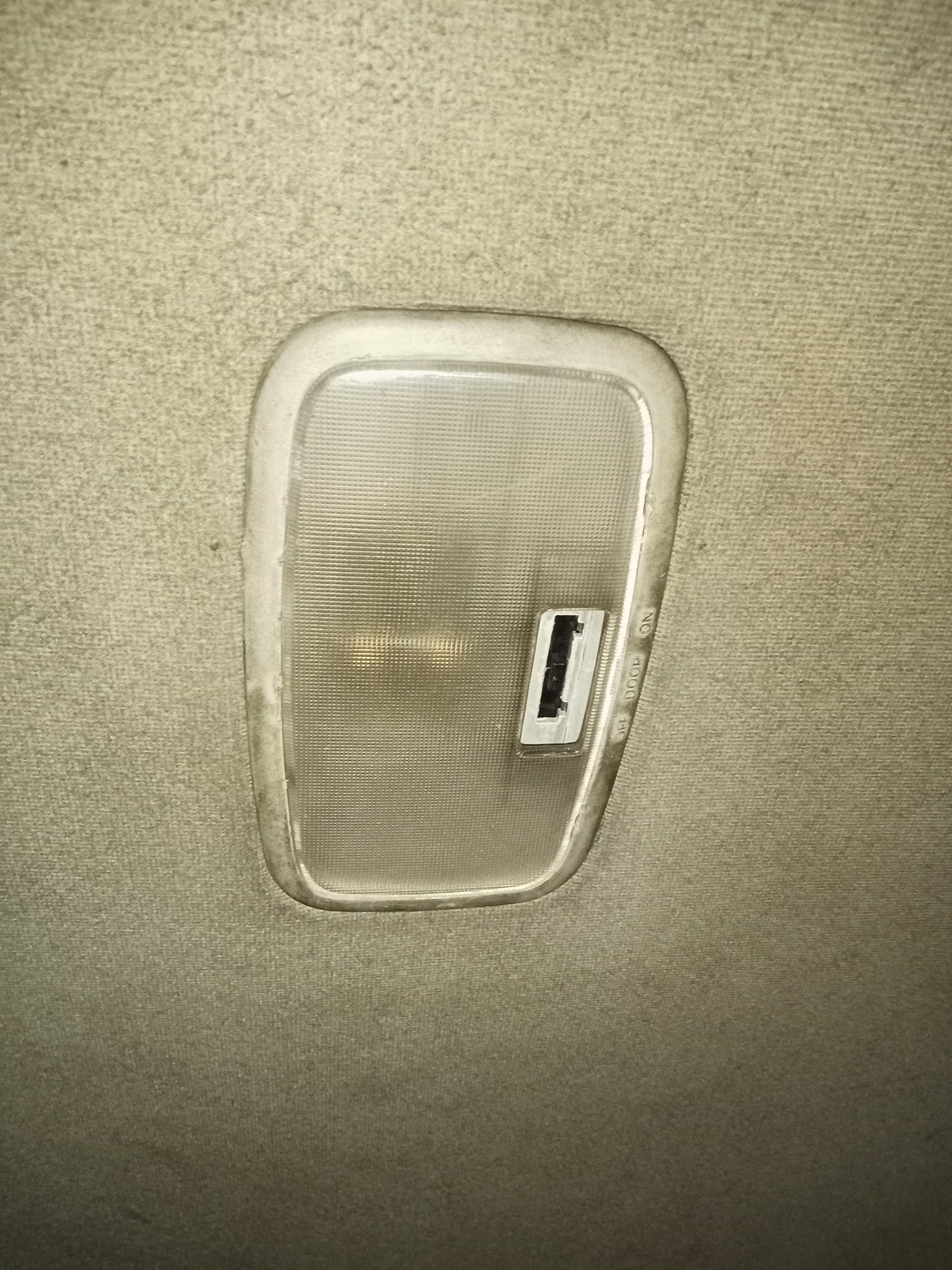 Accent Diesel 2010 Dome Light
