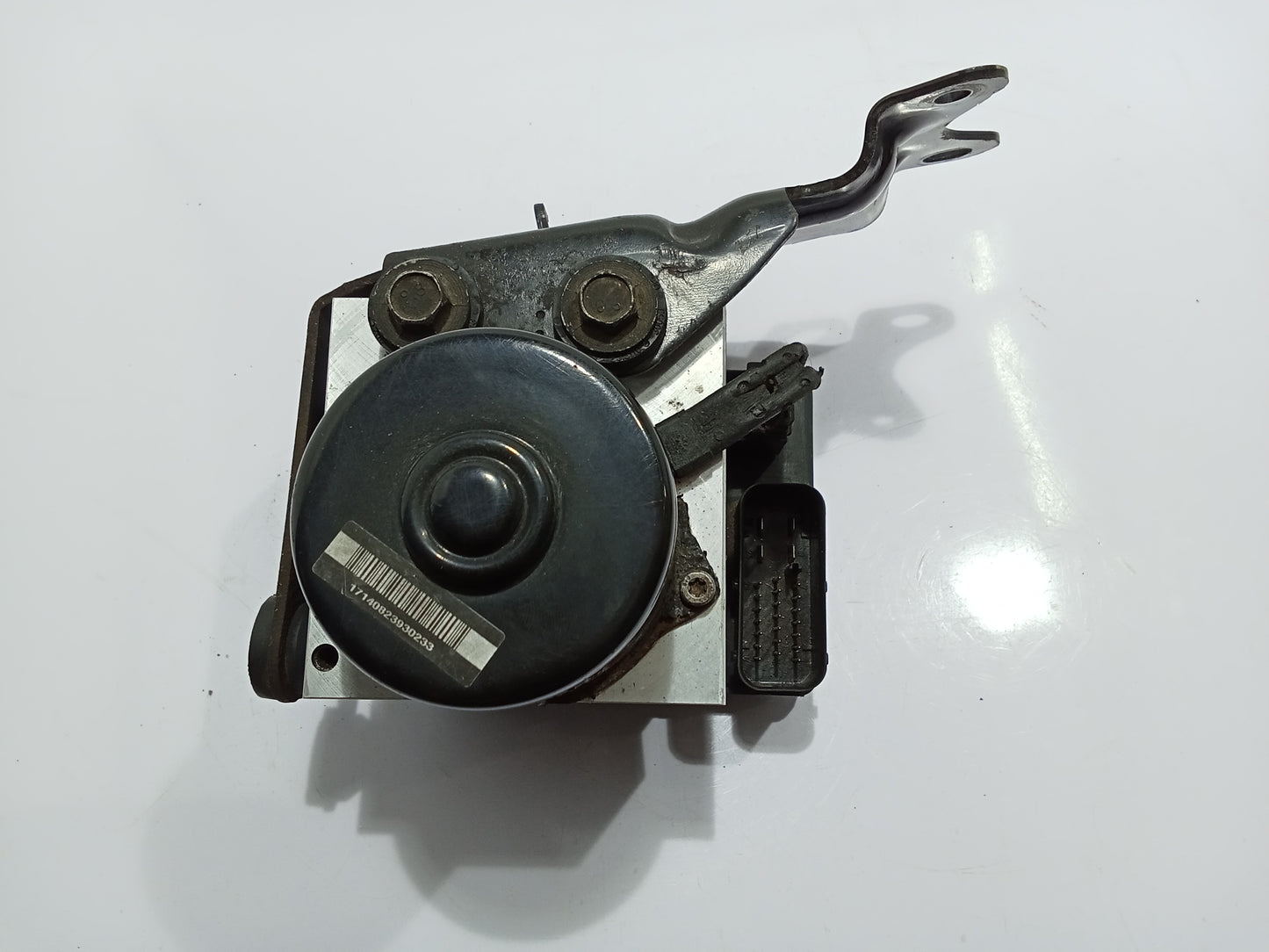 Ford Escape 3.0 YL8T-2C219-AB EC02-67650 M4L3K2936R Anti Lock Control System (ABS) Module GENUINE ORIGINAL SURPLUS