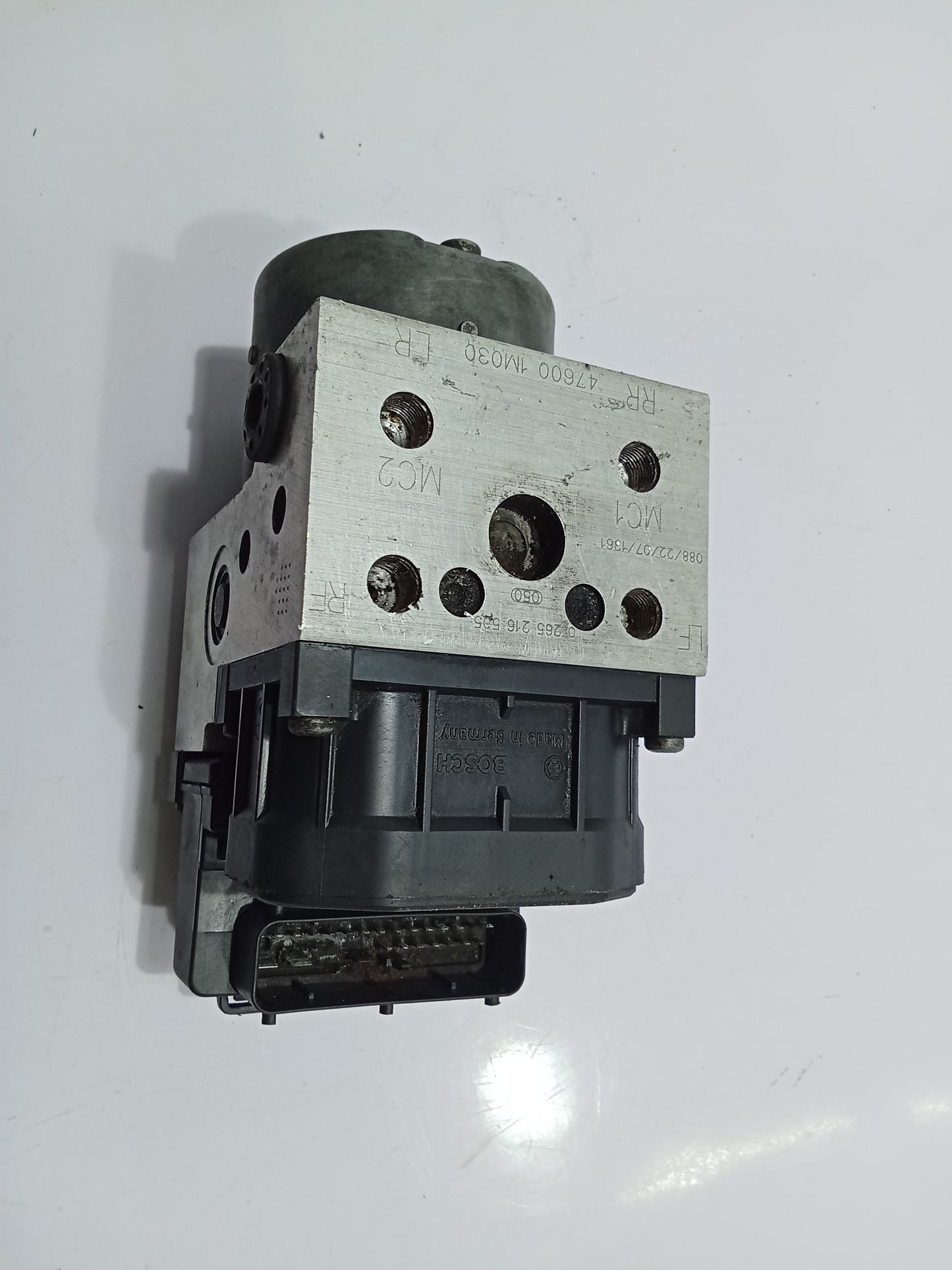 Nissan Exalta 2004 BOSCH 273 004 243 Anti Lock Control System (ABS) Module GENUINE ORIGINAL SURPLUS
