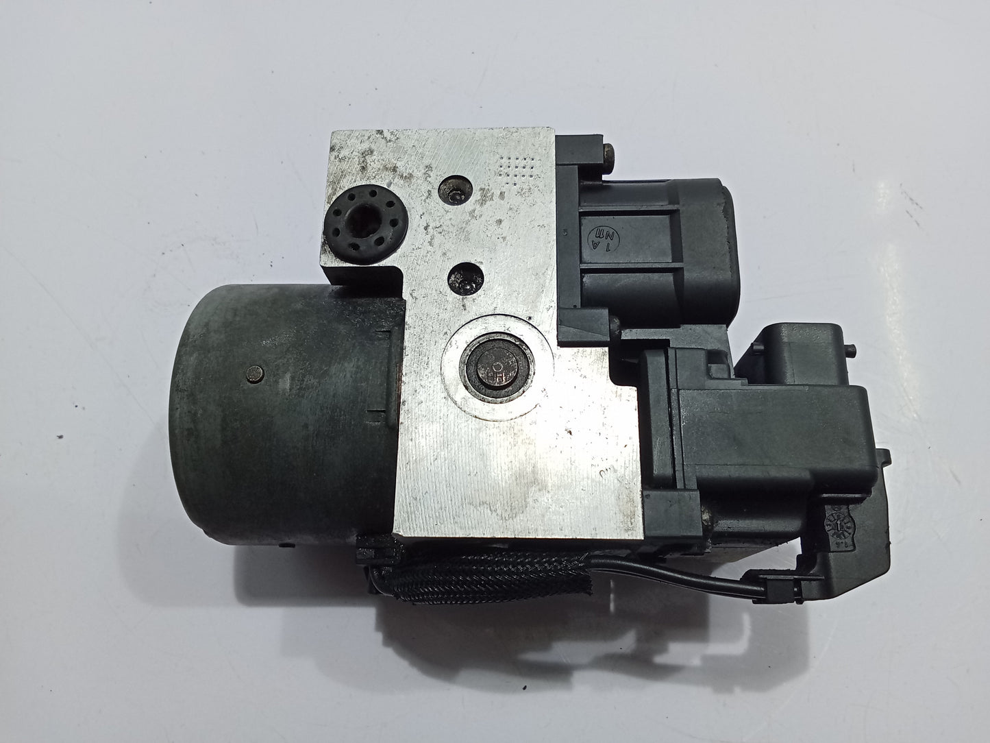 Nissan Exalta 2004 BOSCH 273 004 243 Anti Lock Control System (ABS) Module GENUINE ORIGINAL SURPLUS
