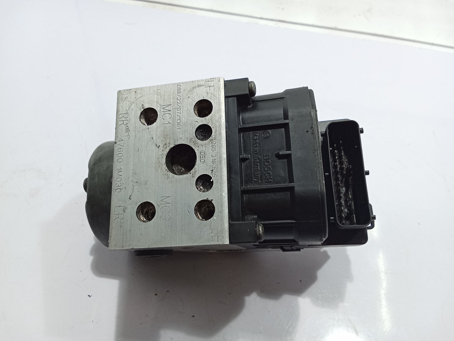 Nissan Exalta 2004 BOSCH 273 004 243 Anti Lock Control System (ABS) Module GENUINE ORIGINAL SURPLUS