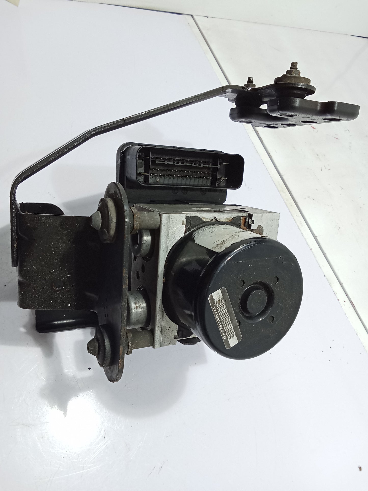 Ford Explorer 2008 Eddie Bauer Anti Lock Control System (ABS) Module GENUINE ORIGINAL SURPLUS