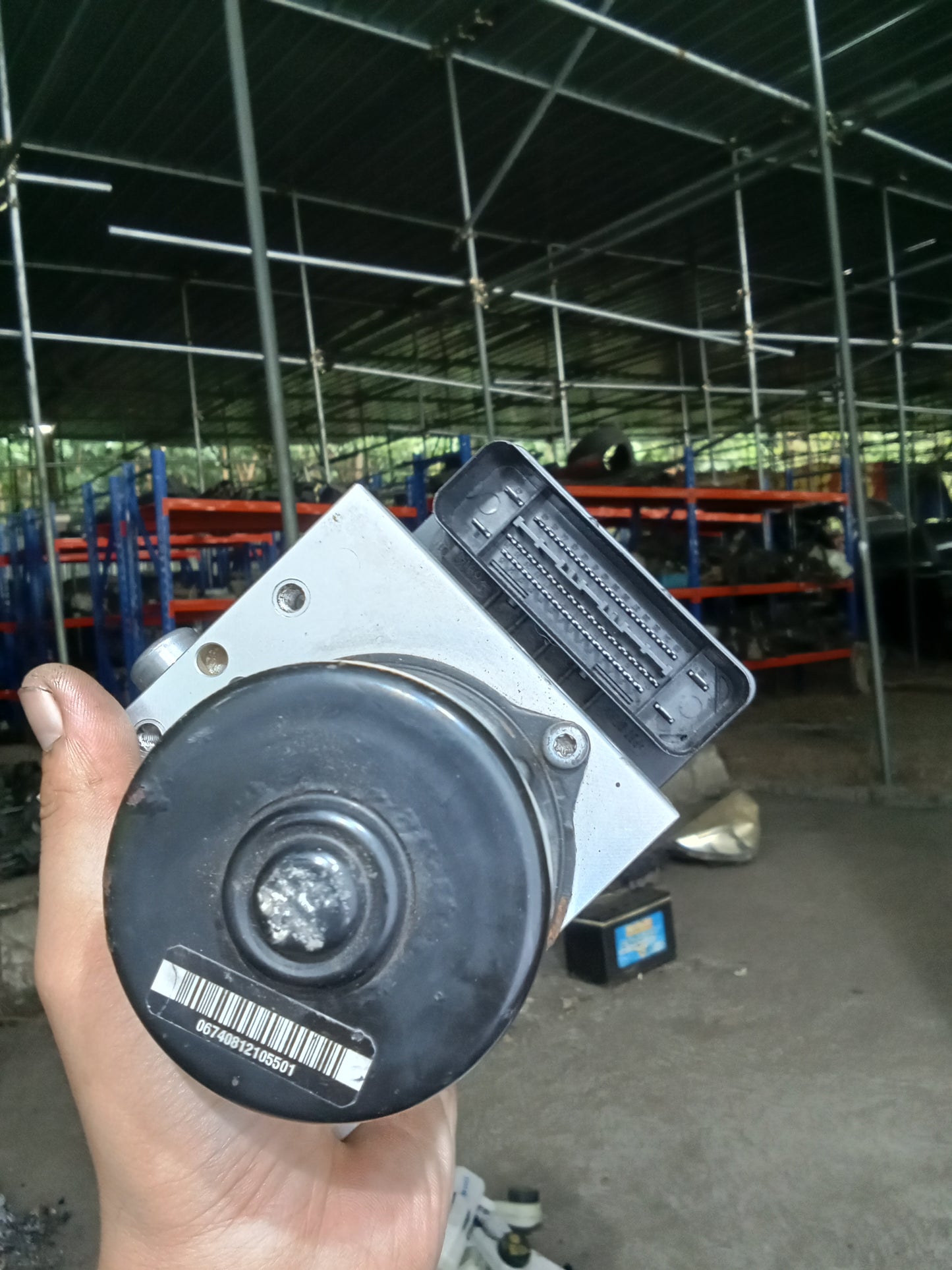 Nissan Navara 47660 EB700 D Anti Lock Control System (ABS) Module GENUINE ORIGINAL SURPLUS