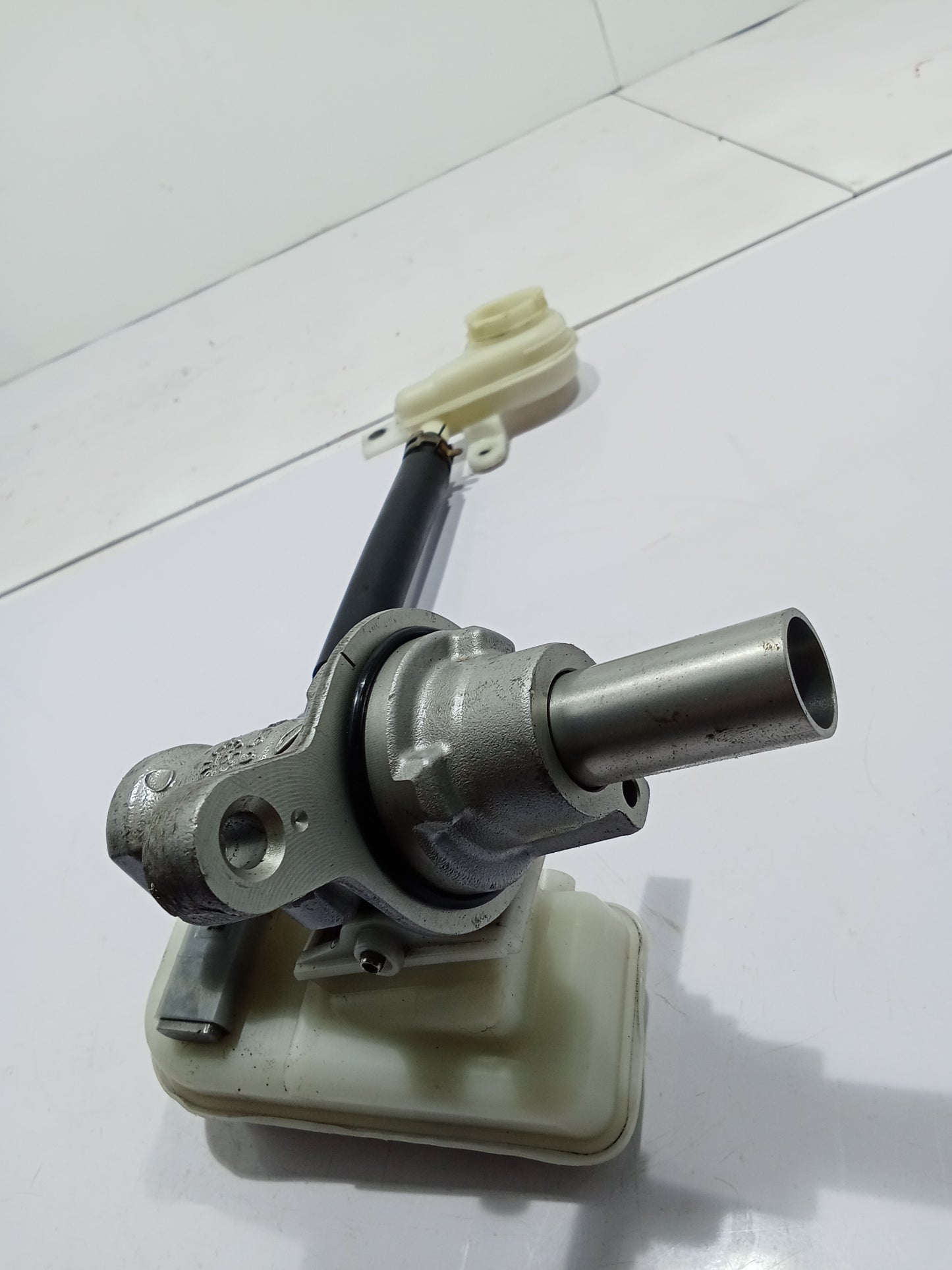 Ford Fiesta 1.5 2015 Brake Master (No Cap) GENUINE ORIGINAL SURPLUS