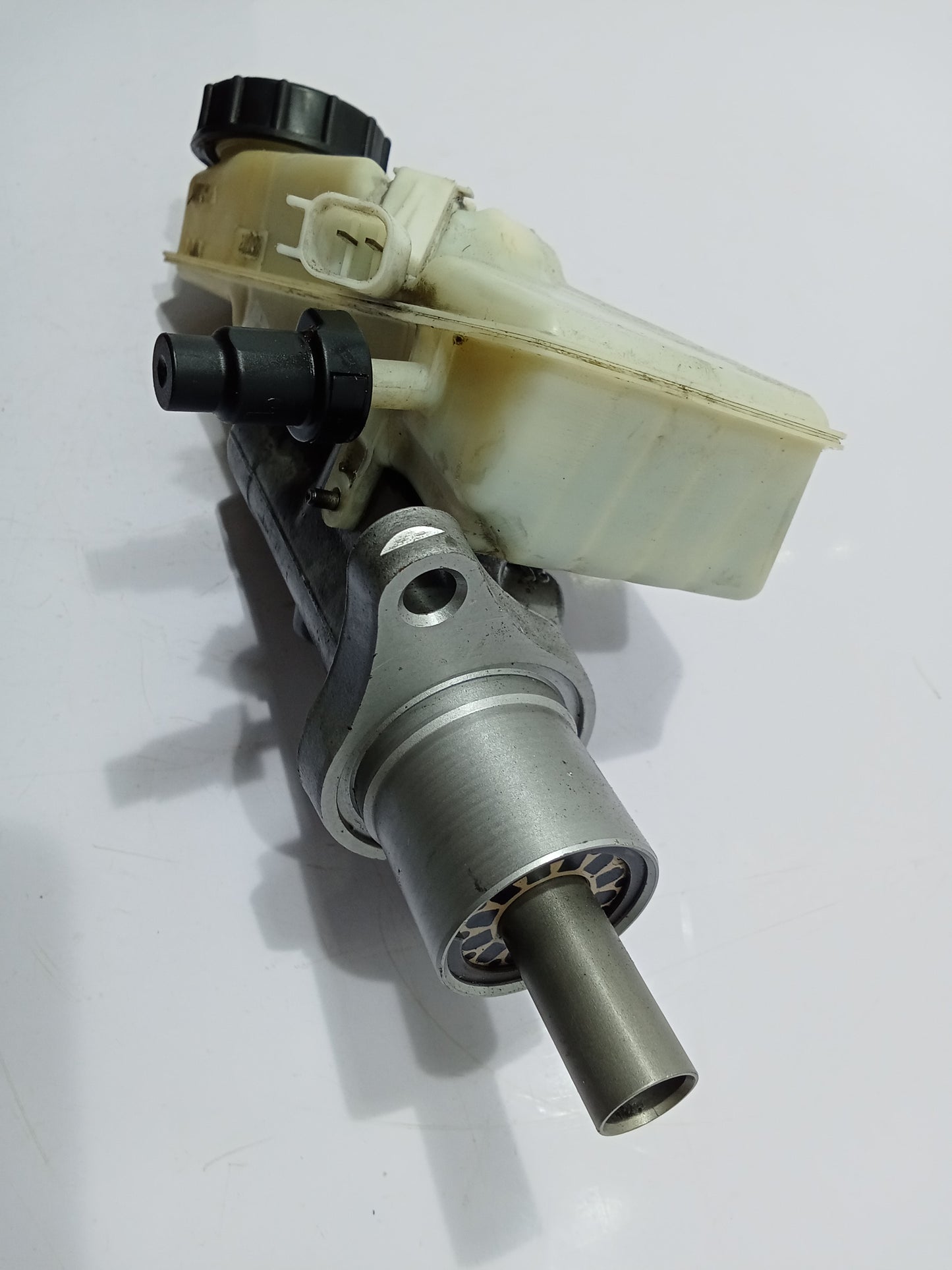 Ford Focus 2.0 2007 Brake Master GENUINE ORIGINAL SURPLUS