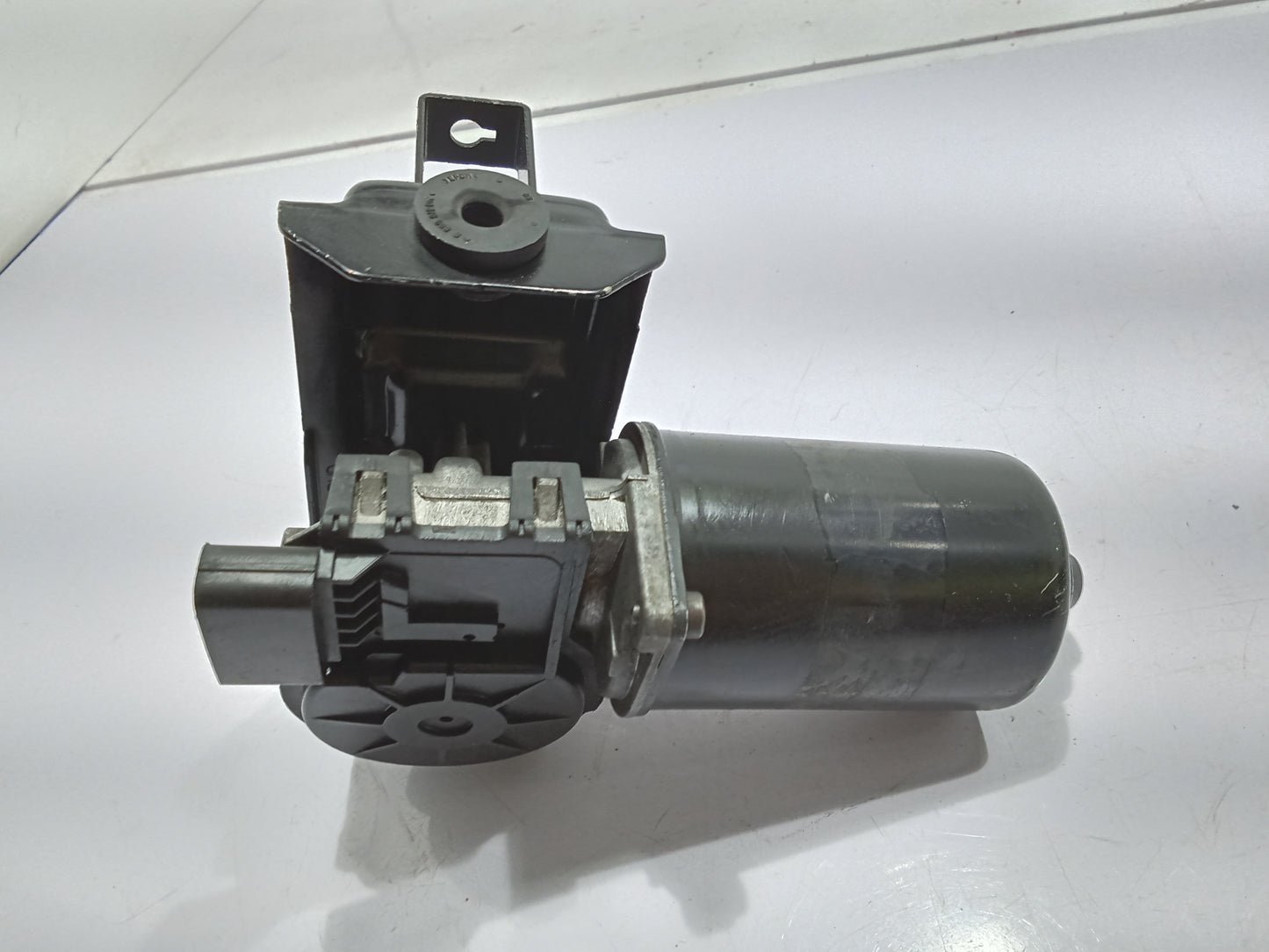 Hyundai Tucson 2004 Gas Wiper Motor GENUINE ORIGINAL SURPLUS