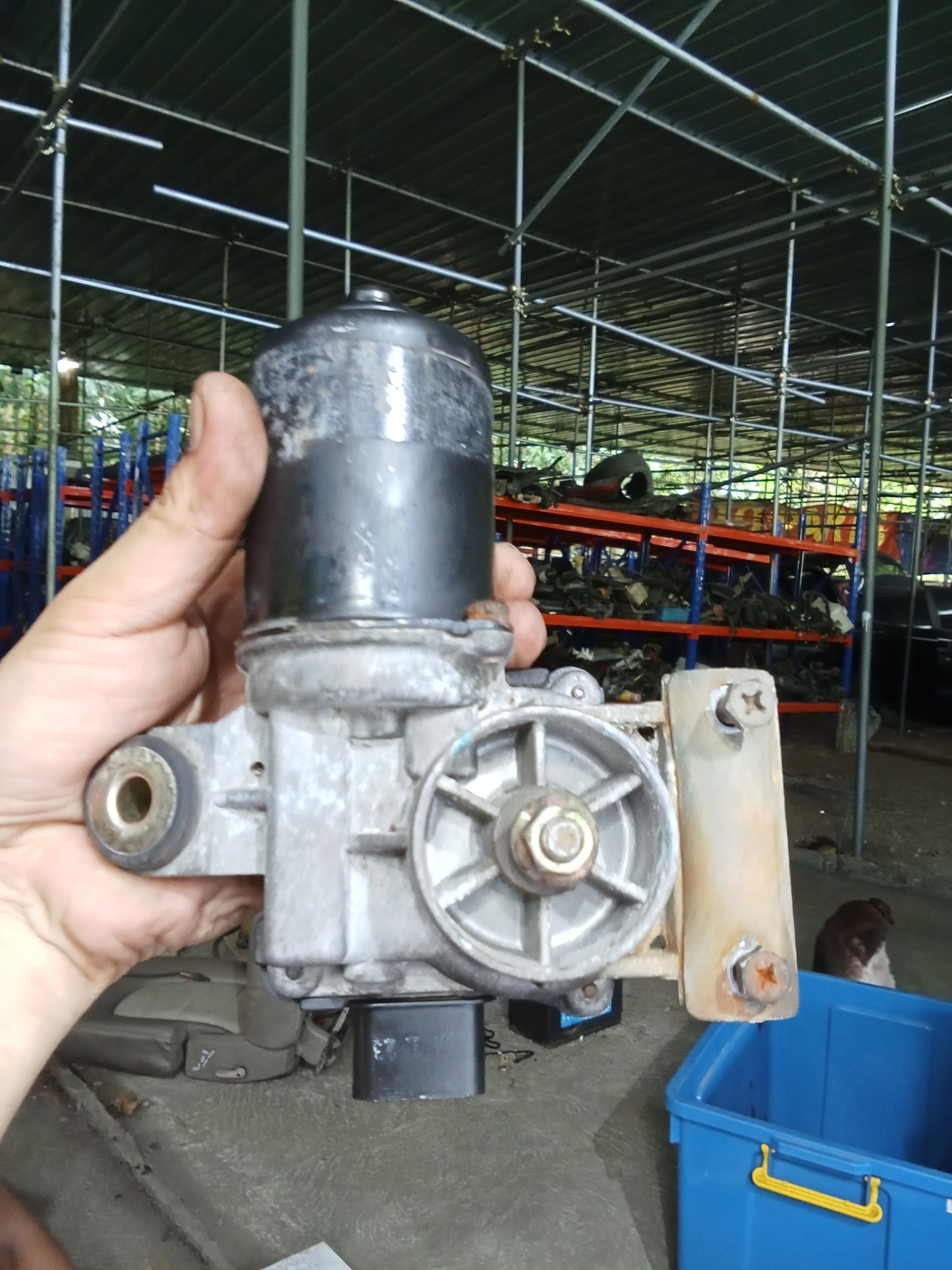 Chevrolet Optra 1.6 Wiper Motor GENUINE ORIGINAL SURPLUS