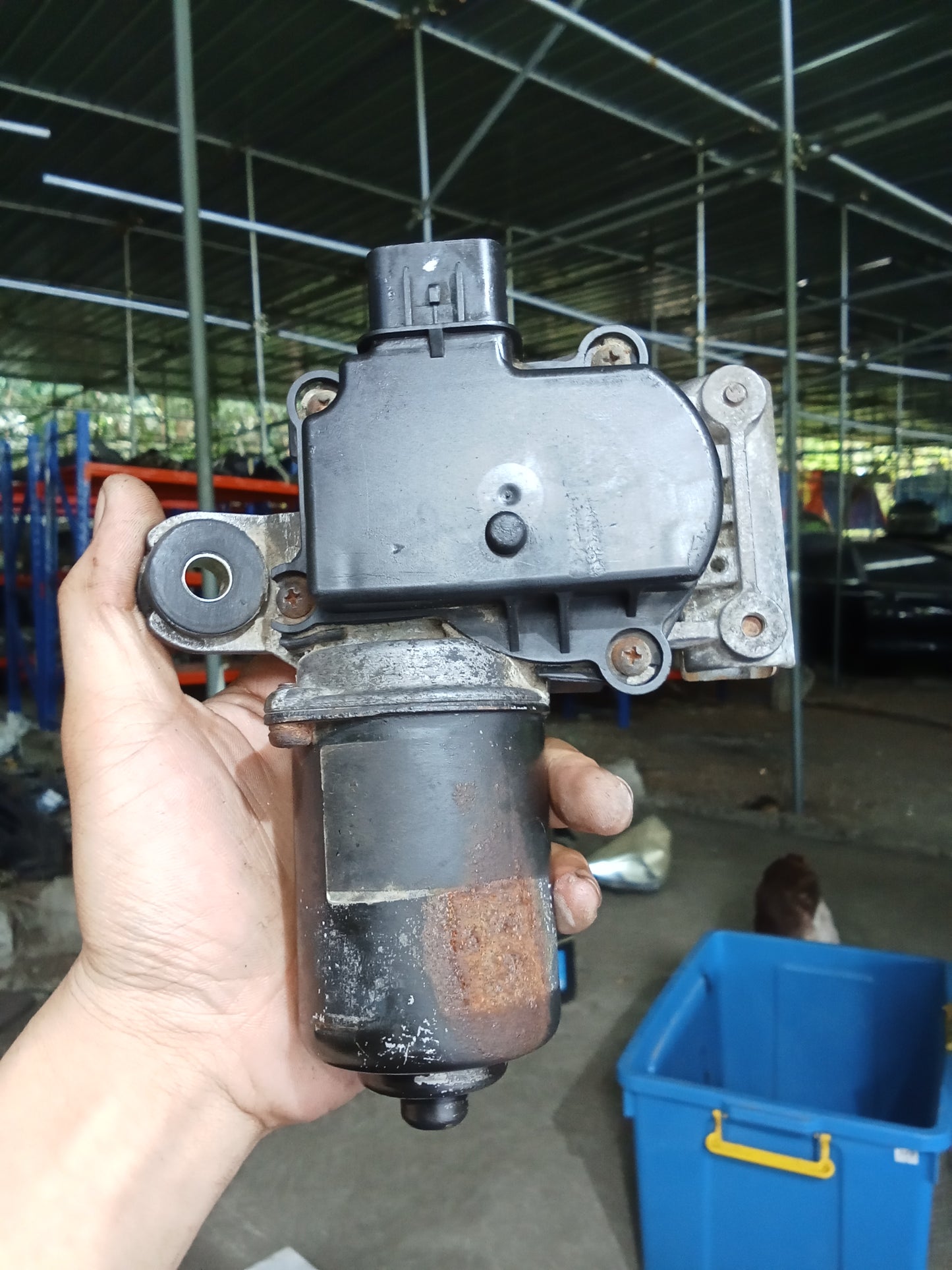 Chevrolet Optra 1.6 Wiper Motor GENUINE ORIGINAL SURPLUS