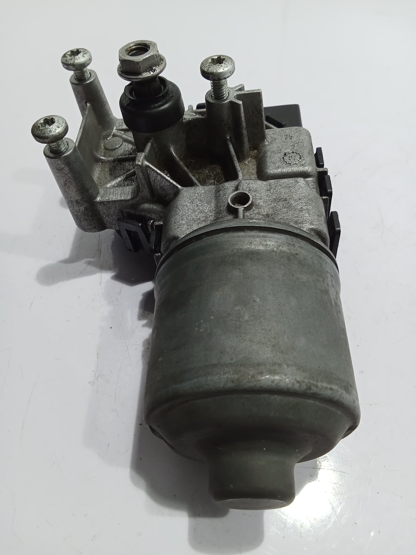 Ford Fiesta 1.6 2015 Wiper Motor GENUINE ORIGINAL SURPLUS