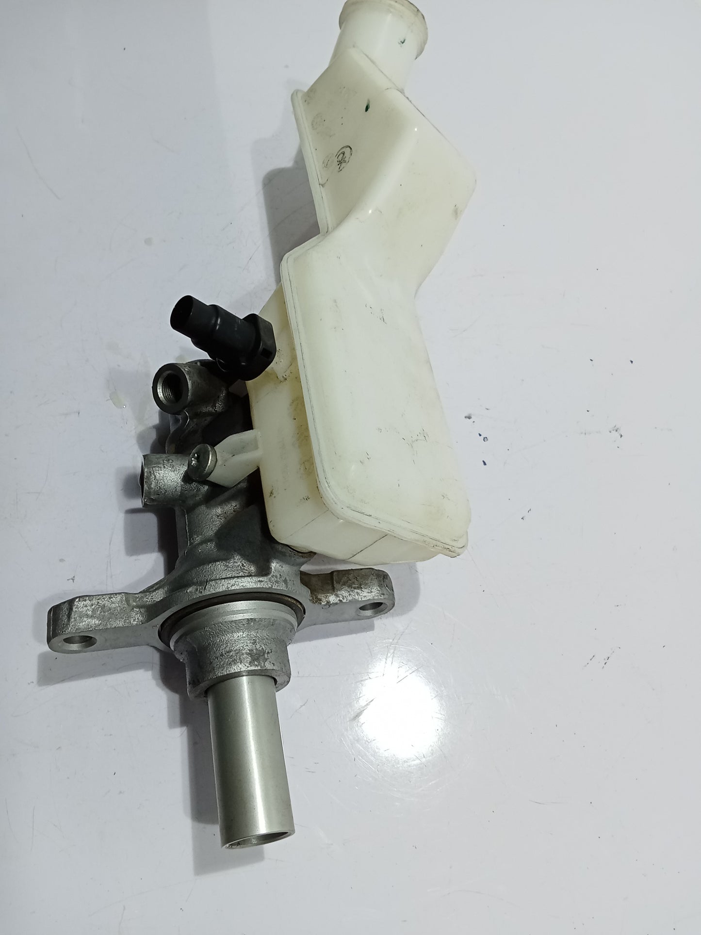 Ford Ecosport 1.5 2016 - 2019 Brake Master (No Cap) GENUINE ORIGINAL SURPLUS