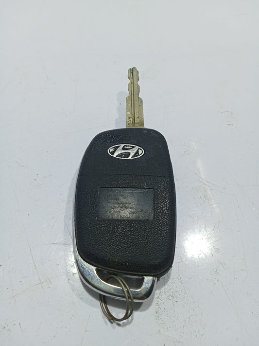 Hyundai Accent 2015 Key GENUINE ORIGINAL SURPLUS