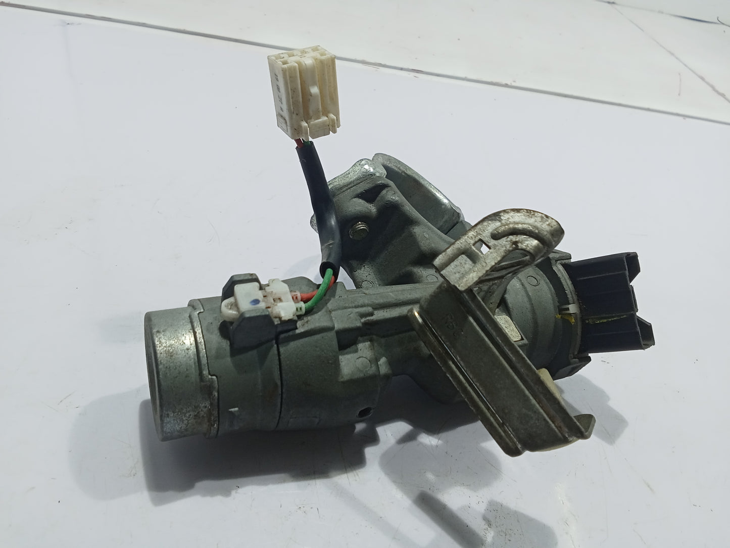 Hyundai Accent 2015 Ignition Switch GENUINE ORIGINAL SURPLUS