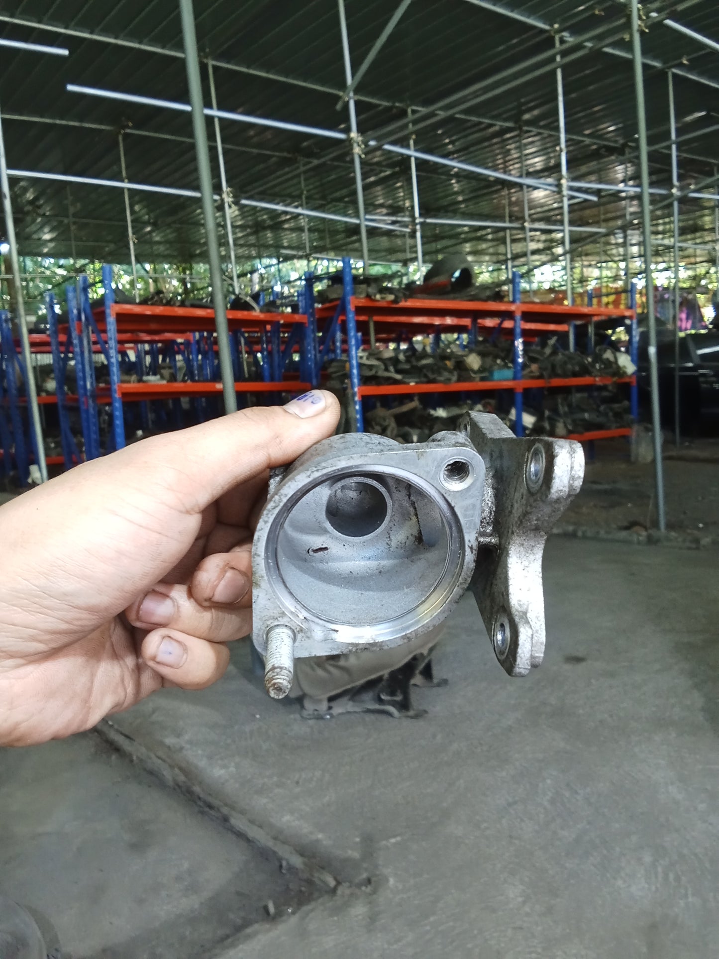Hyundai Accent 2017 Gas Thermostat Housing GENUINE ORIGINAL SURPLUS