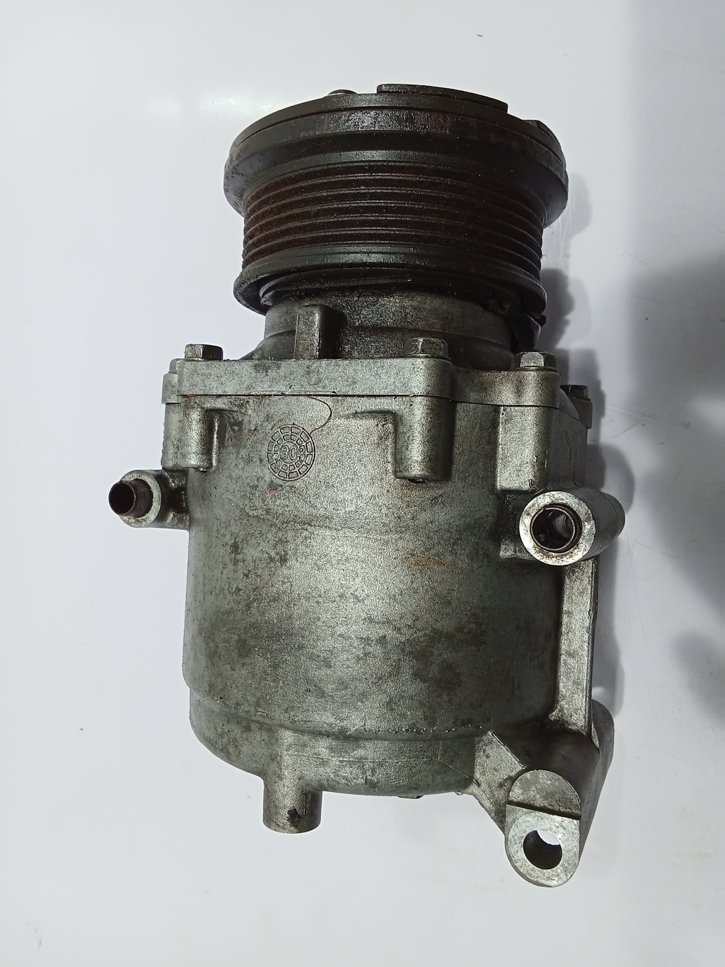 Ford Fiesta 1.4 Compressor GENUINE ORIGINAL SURPLUS