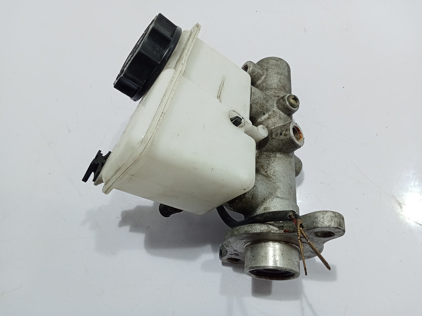 Ford Lynx 2002 Brake Master GENUINE ORIGINAL SURPLUS