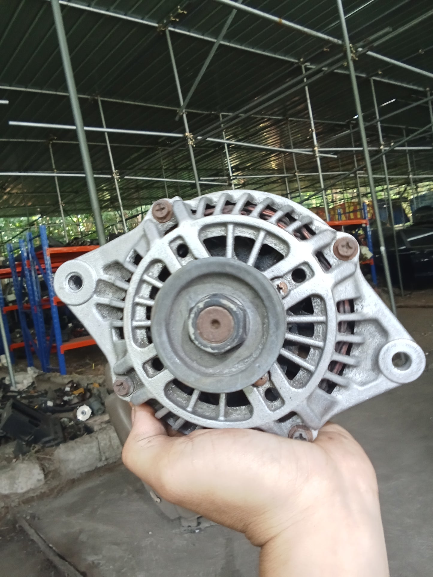 Ford Lynx 2002 Alternator GENUINE ORIGINAL SURPLUS