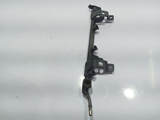 Ford Lynx 2002 Fuel Rail GENUINE ORIGINAL SURPLUS