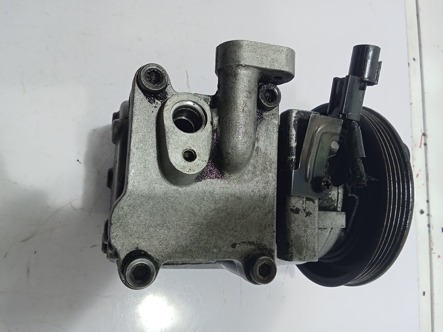 Ford Lynx 2002 Compressor GENUINE ORIGINAL SURPLUS