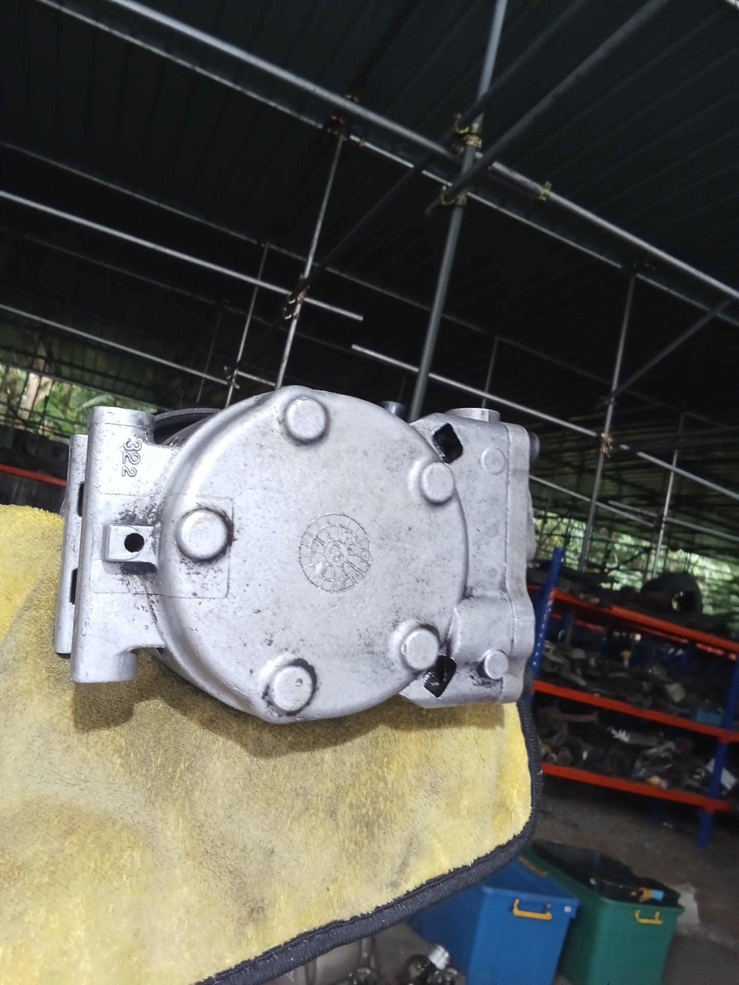 Ford Lynx 2002 Compressor GENUINE ORIGINAL SURPLUS