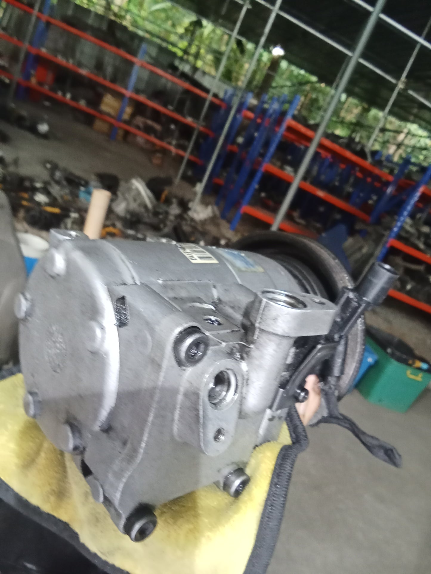 Ford Lynx 2002 Compressor GENUINE ORIGINAL SURPLUS