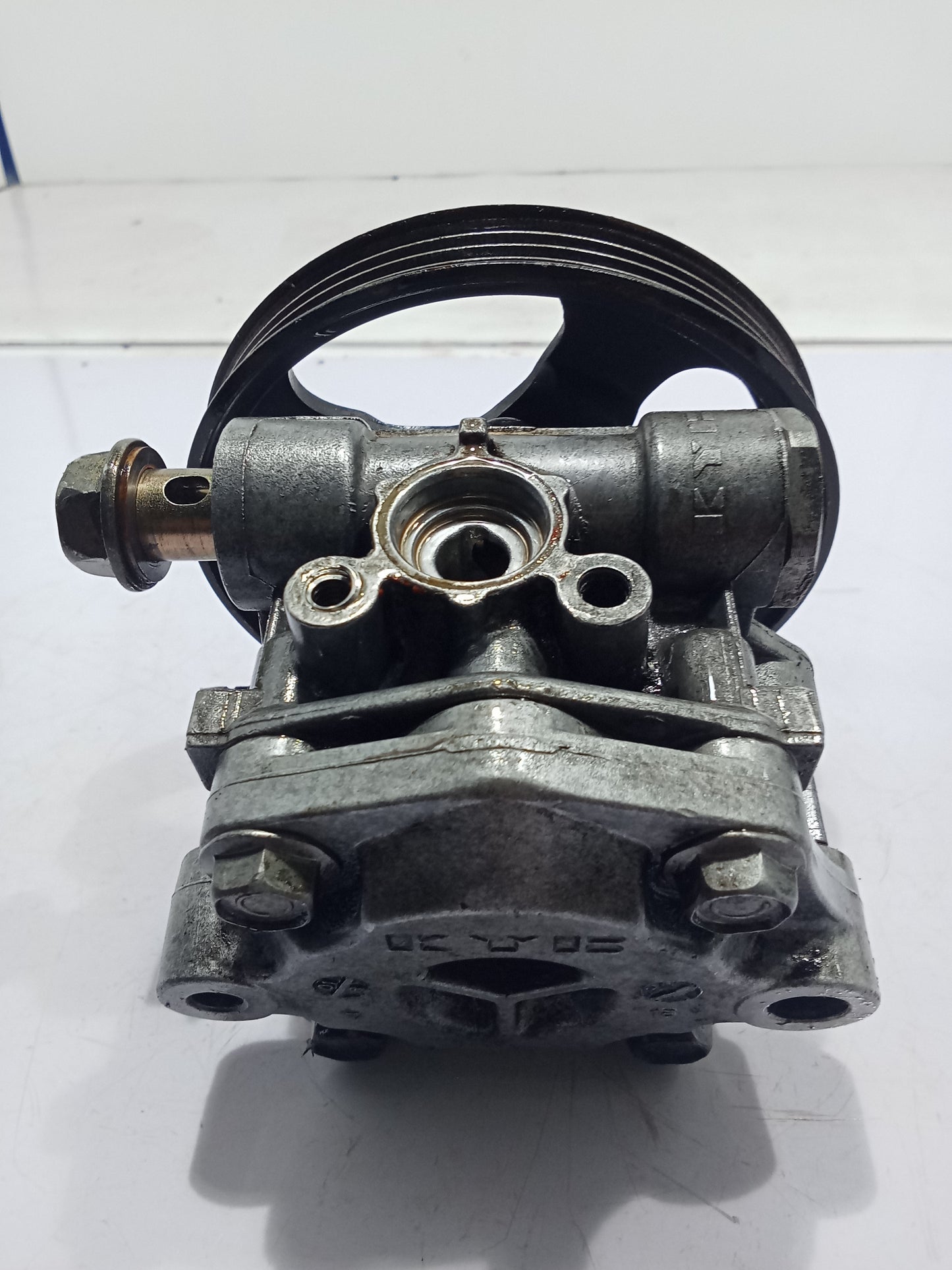 Ford Lynx 2002 Steering Pump GENUINE ORIGINAL SURPLUS
