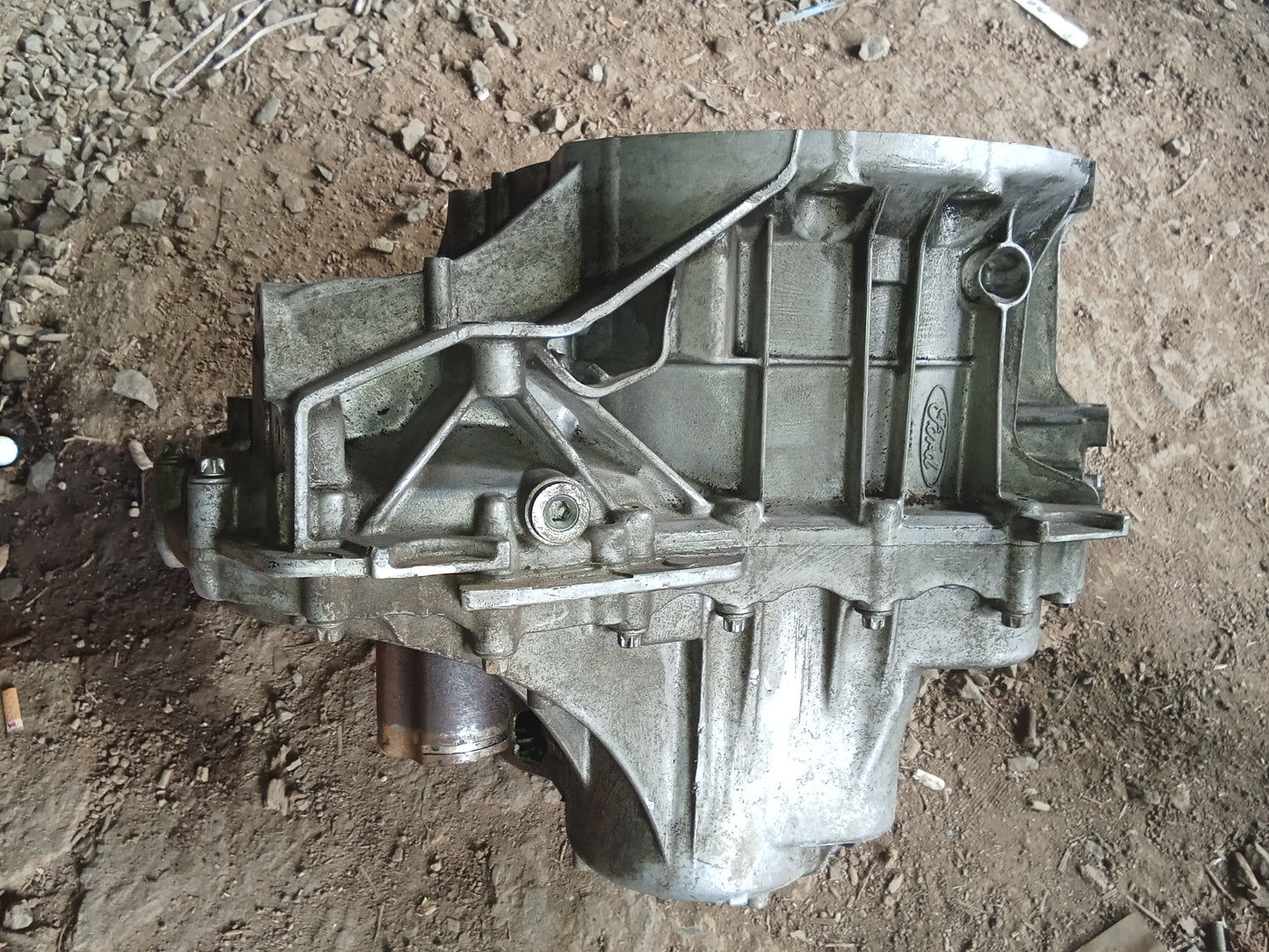 Ford Focus Red Modelo Transmission GENUINE ORIGINAL SURPLUS