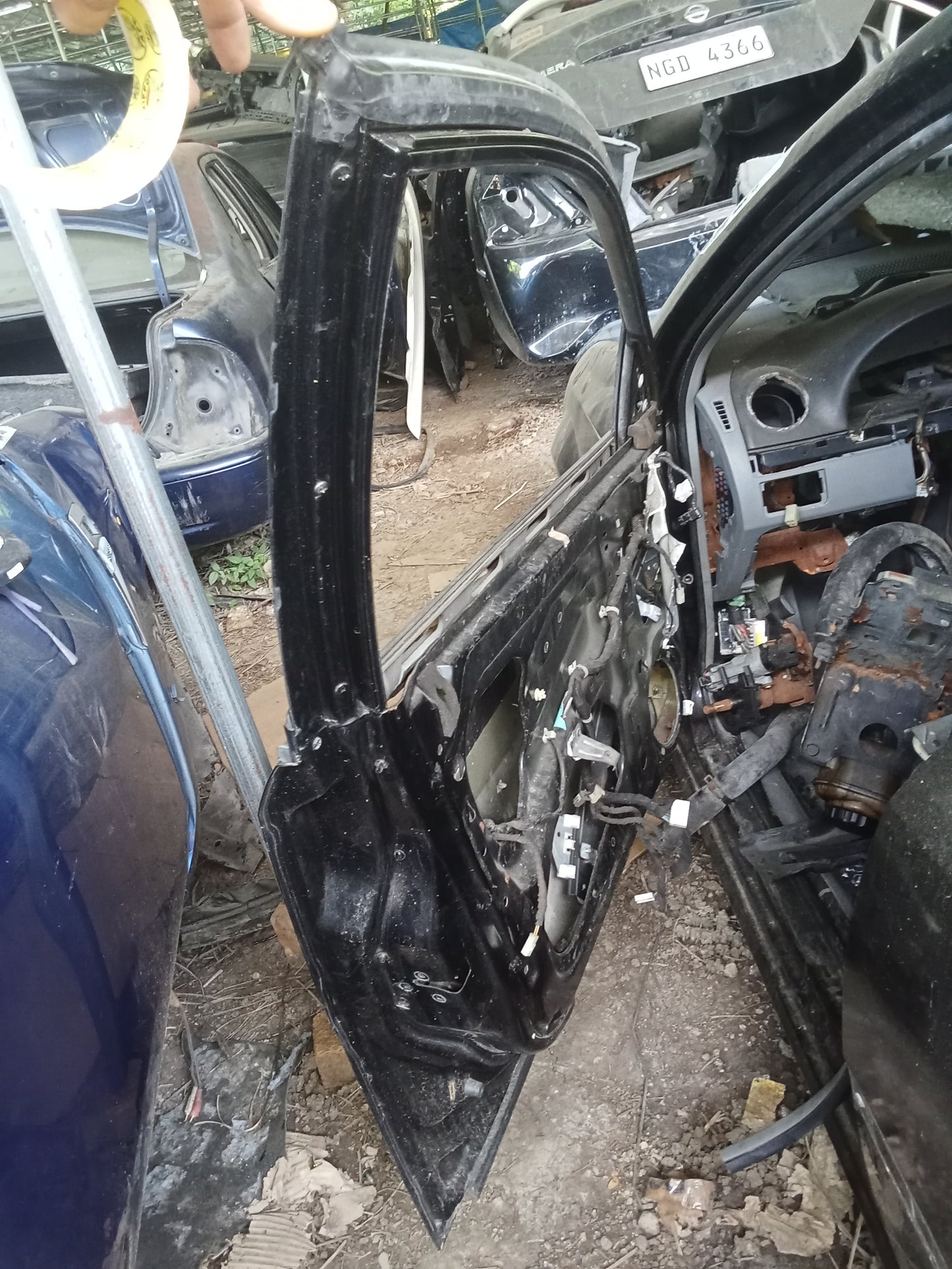 Chevrolet Optra Wagon 1.6 Bare Door Shell Front Driver Side GENUINE ORIGINAL SURPLUS