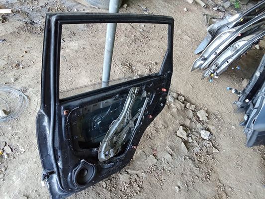 Hyundai Tucson Gas 2004 Bare Door Shell Rear Passenger Side GENUINE ORIGINAL SURPLUS