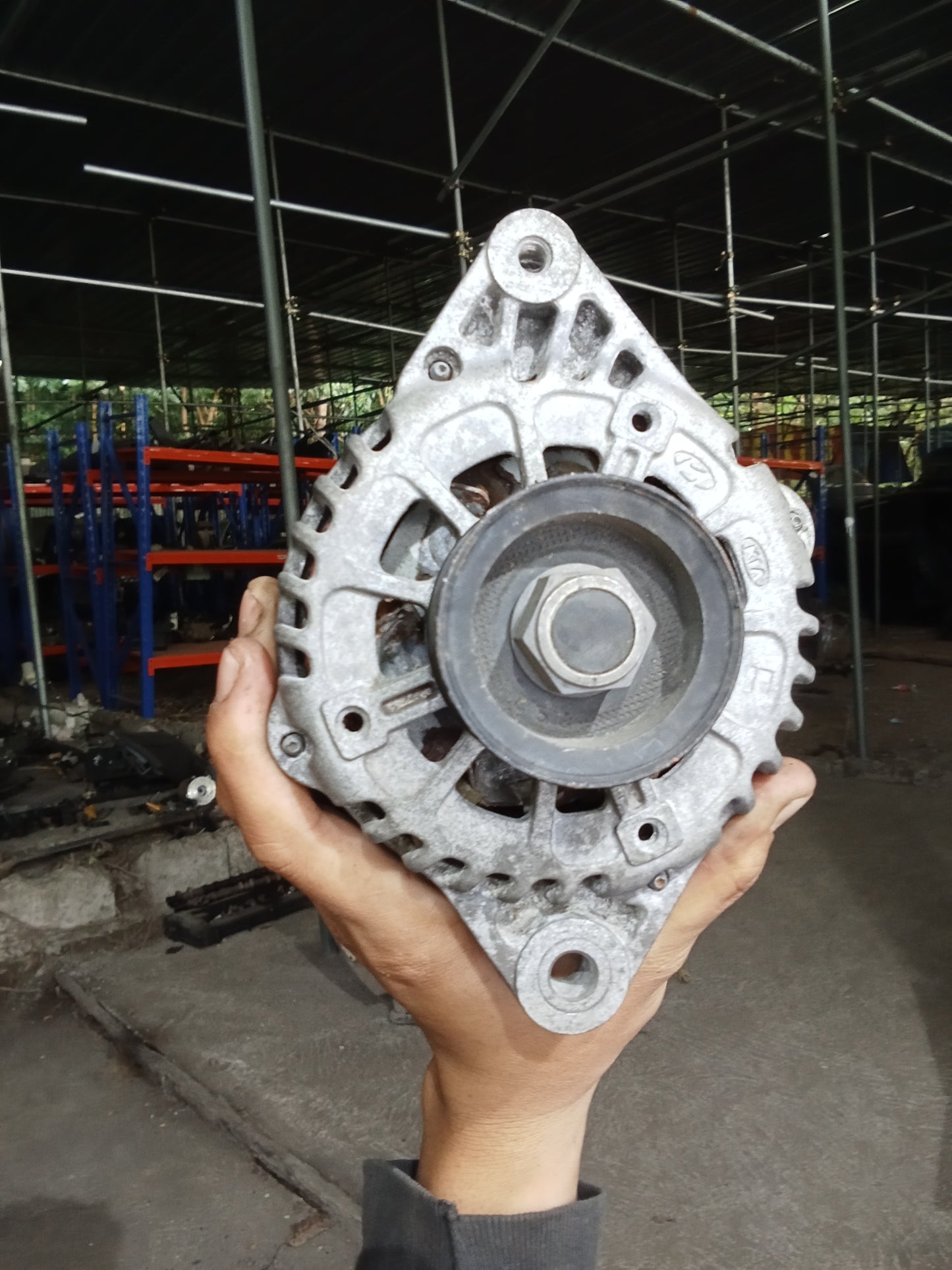 Hyundai Accent Gas 2015 Alternator GENUINE ORIGINAL SURPLUS