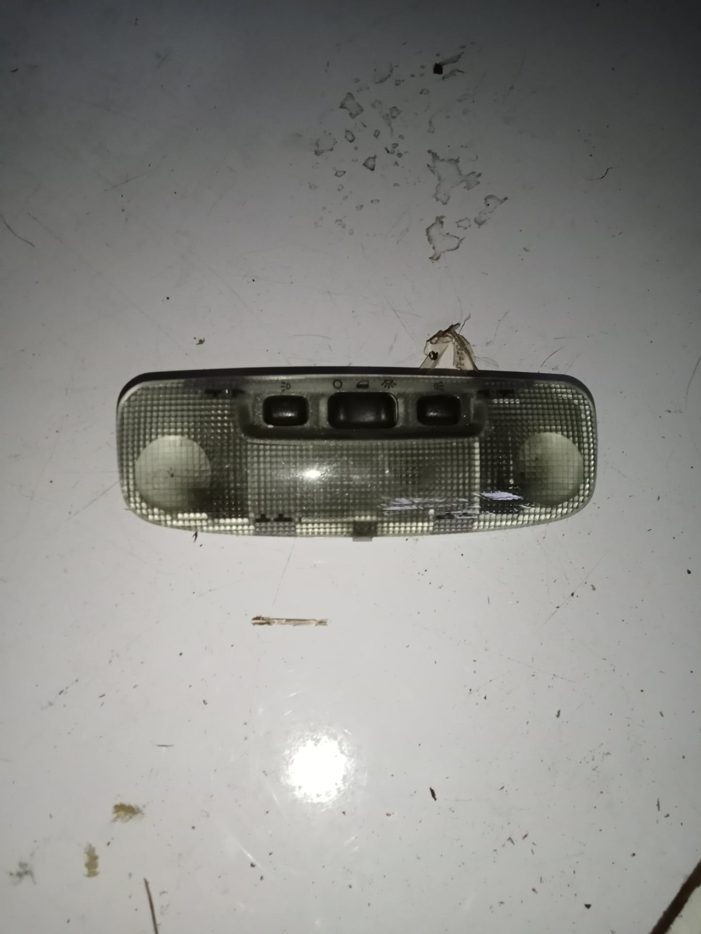 Front Interior Light | Nissan Almera