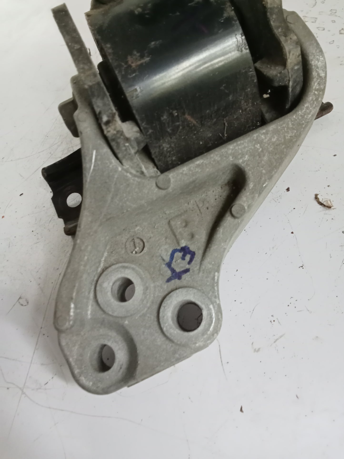 Engine Mount | Mitsubishi Lancer