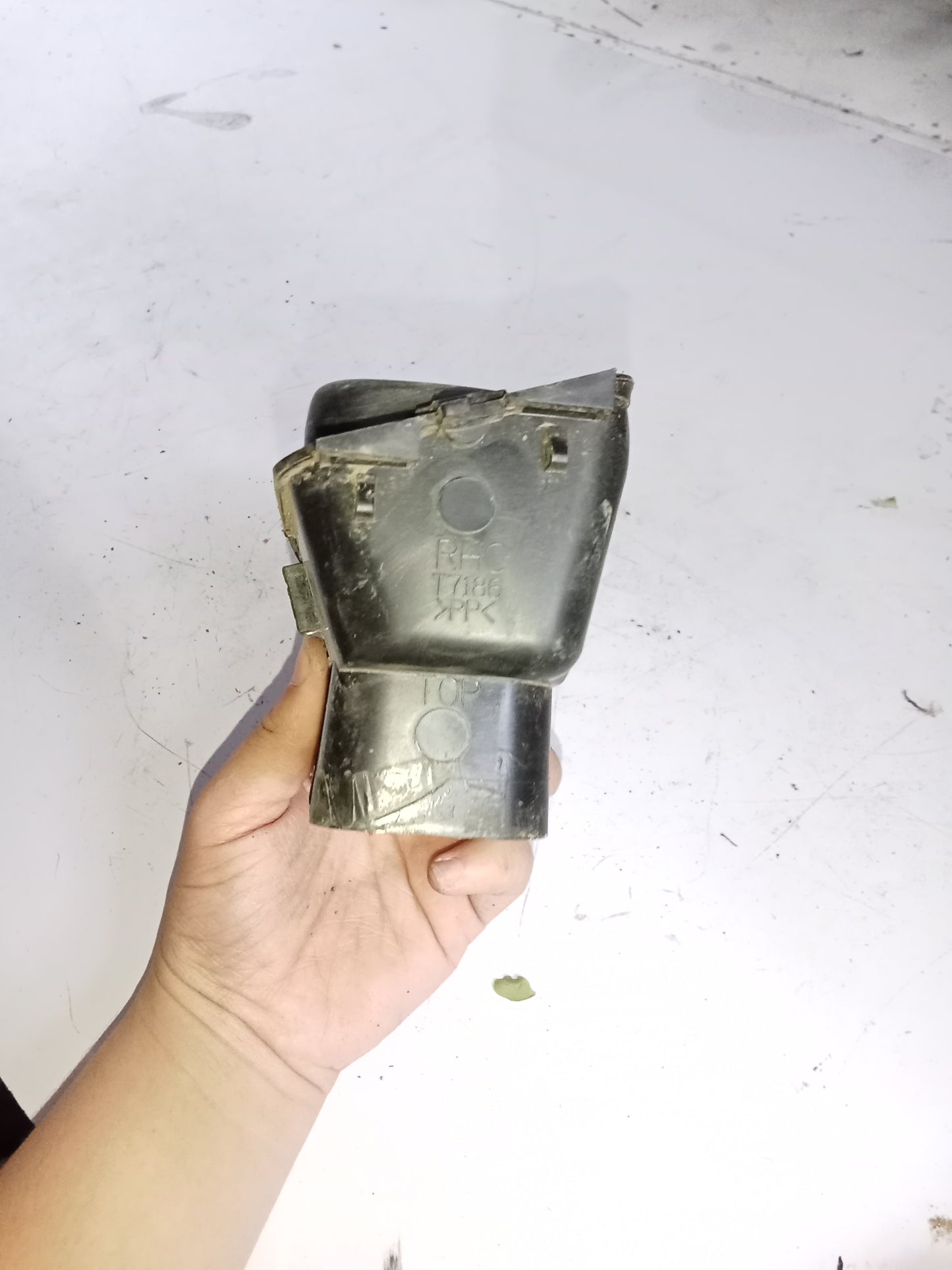 Aircon Vent D/S | Ford Escape