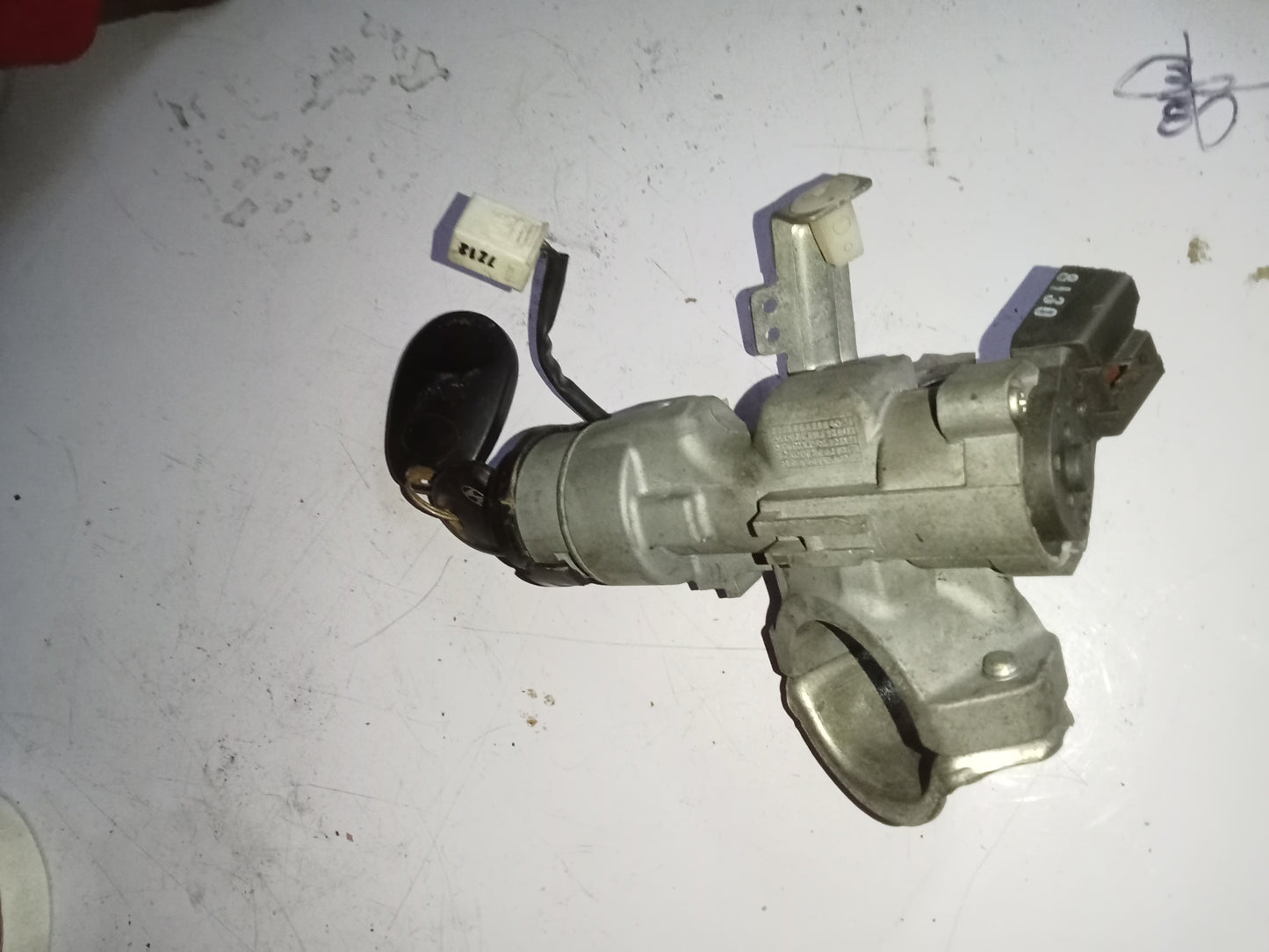 Ignition Switch w/key | Kia Rio