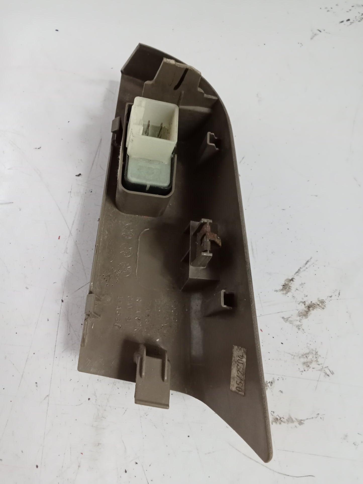 Power Window Switch | Rear P/S | Ford Explorer| 2005