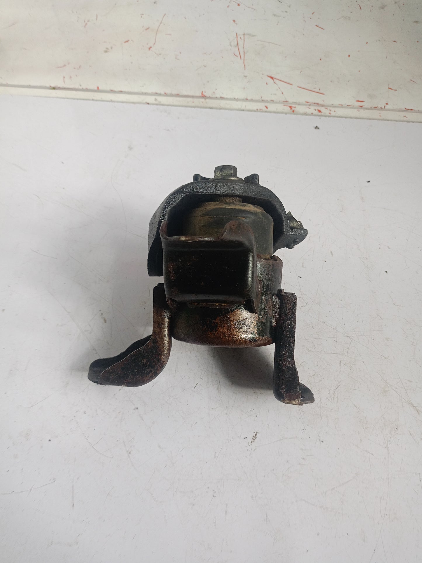 Engine Support | Ford Escape 2.3
