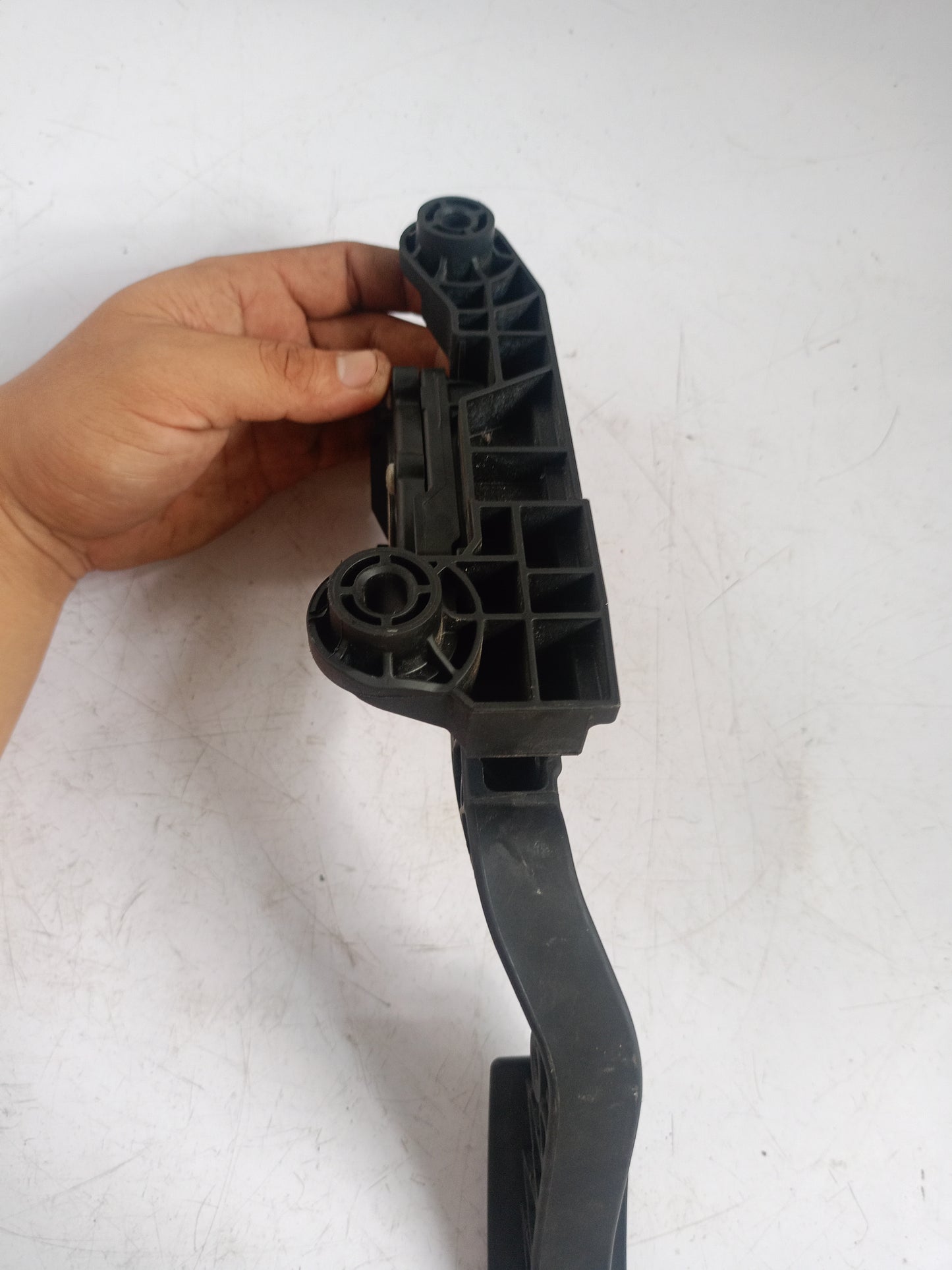 Accelerator Pedal | Hyundai Accent