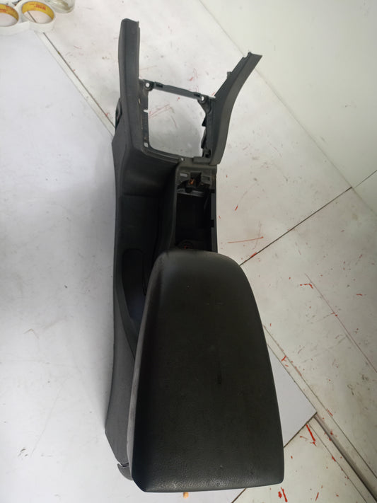 Center Consule | Ford Focus 2.0