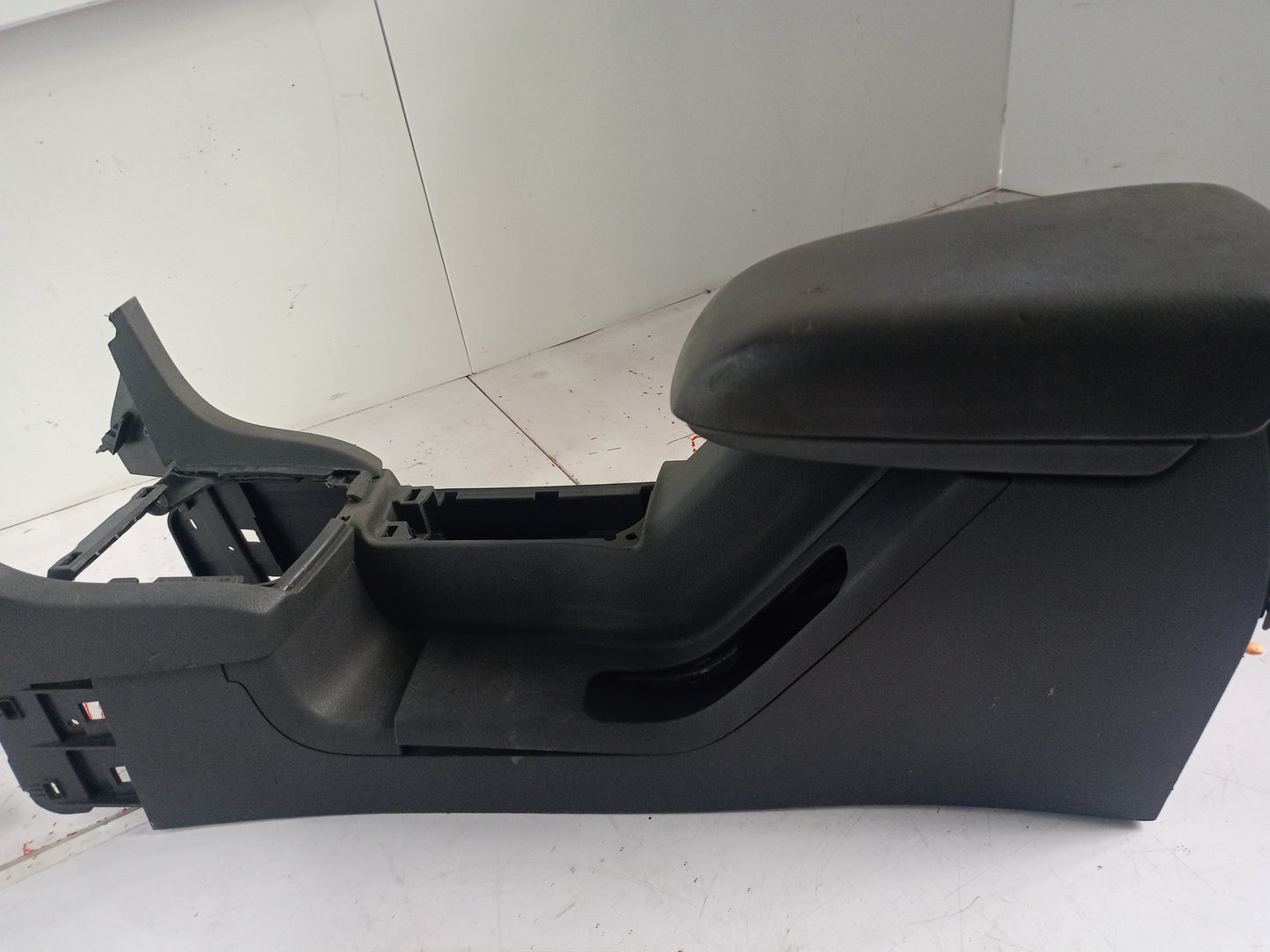 Center Consule | Ford Focus 2.0