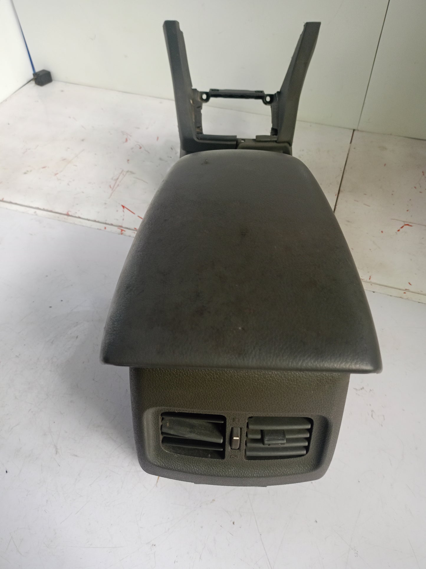 Center Consule | Ford Focus 2.0