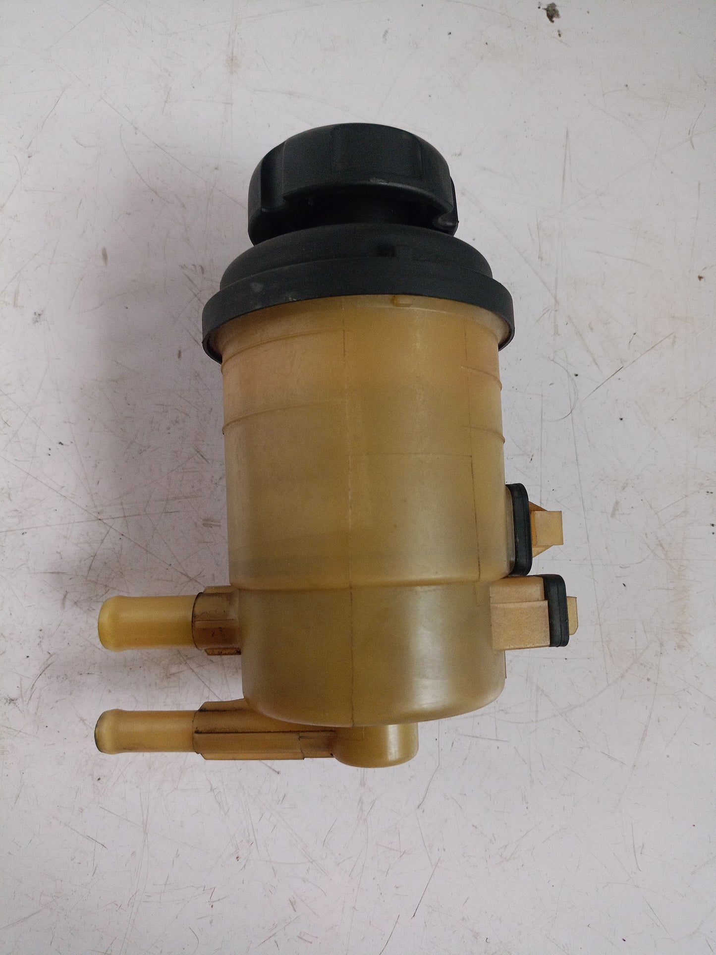 Fluid Tank | Hyundai Tucson CRDI