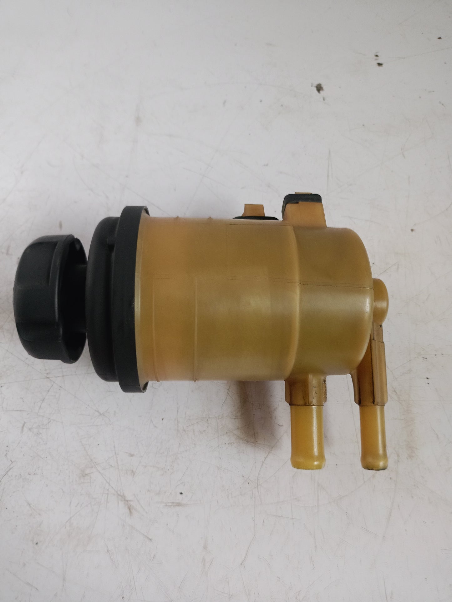 Fluid Tank | Hyundai Tucson CRDI